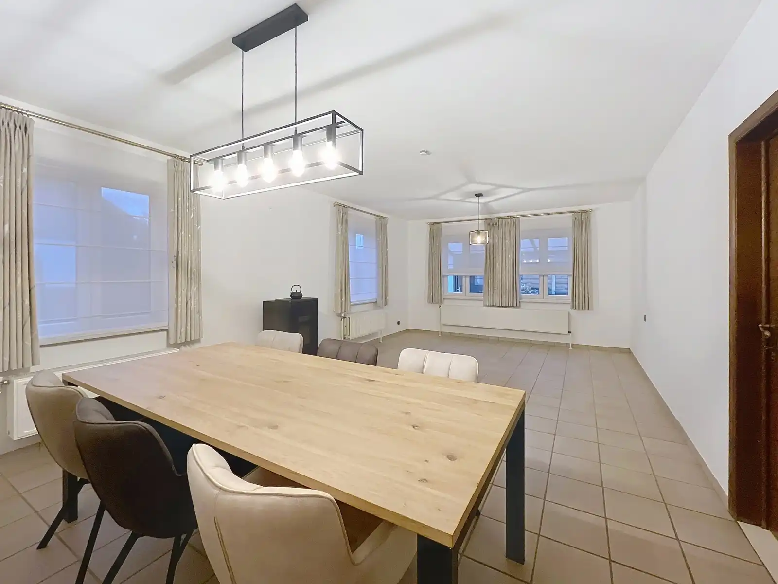 Rustig gelegen woning met 3 slaapkamers.  foto 4