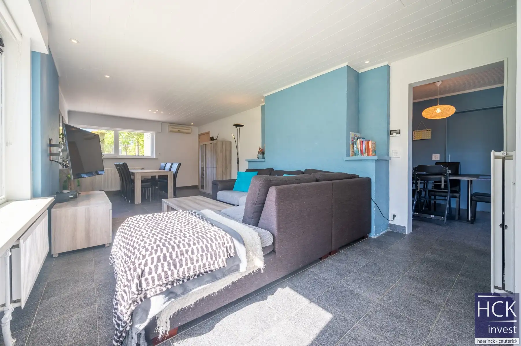 KRUISHOUTEM - Energiezuinige & instapklare woning met 3 SLPK. op toplocatie! foto 8