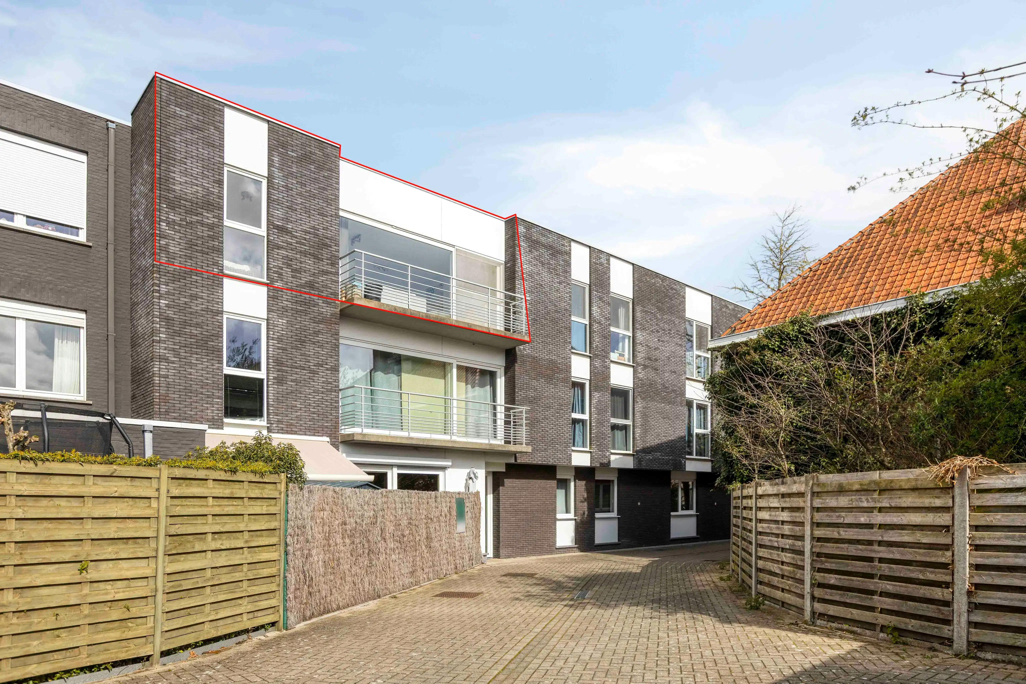 Instapklaar appartement te koop te St-Andries met 1 slpk  foto 13