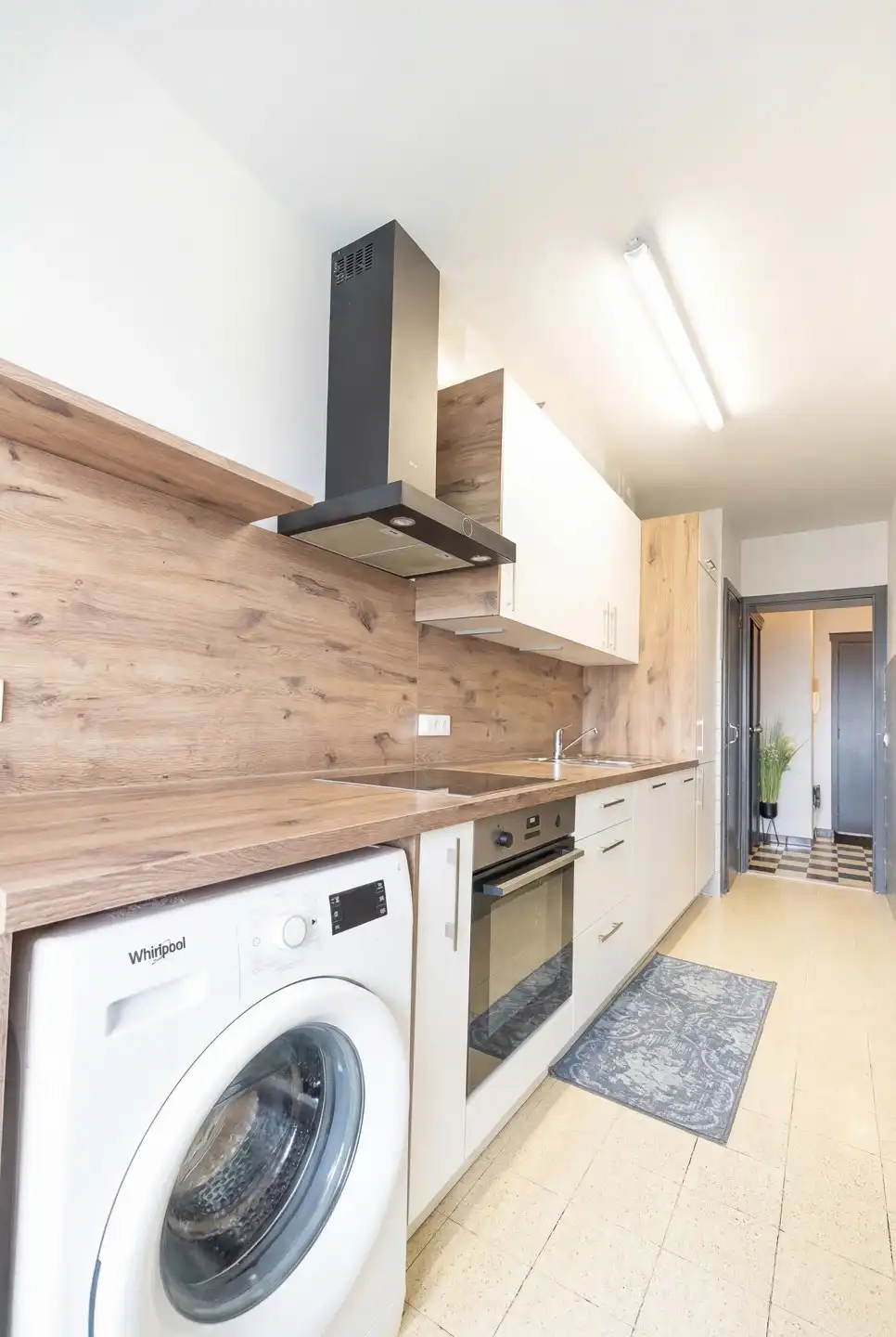 1-slaapkamer in goede staat vlak bij het centrum foto 6