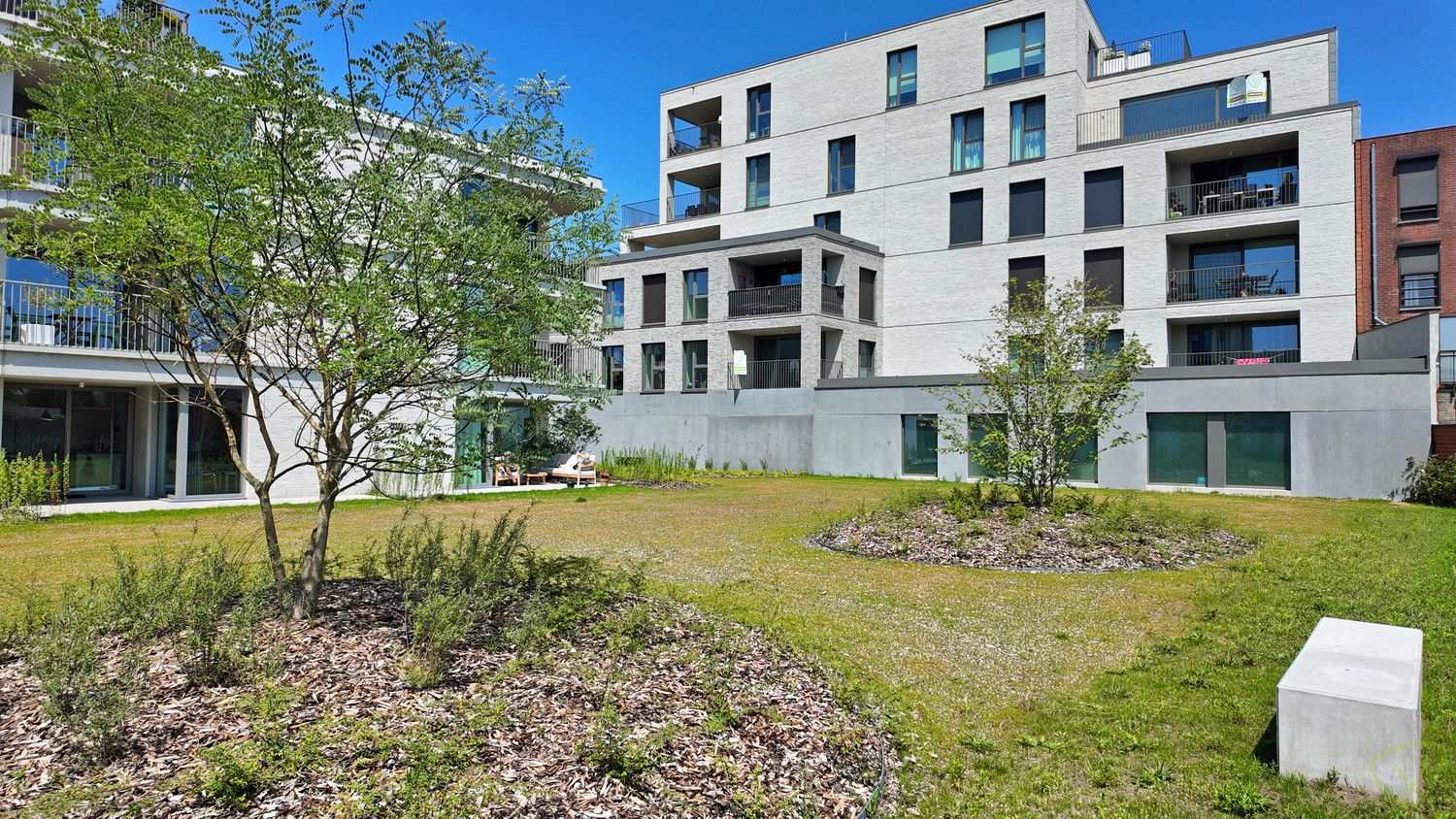 Nieuwbouwappartement met terras en parkeerplaats in het Molenpark te Eeklo! foto 21