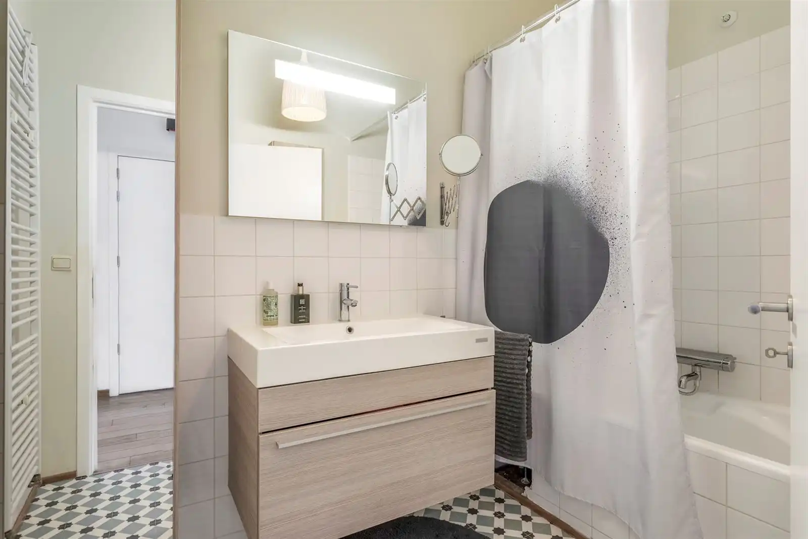 Gezellig 1 slaapkamer appartement met terras op toplocatie. foto 9