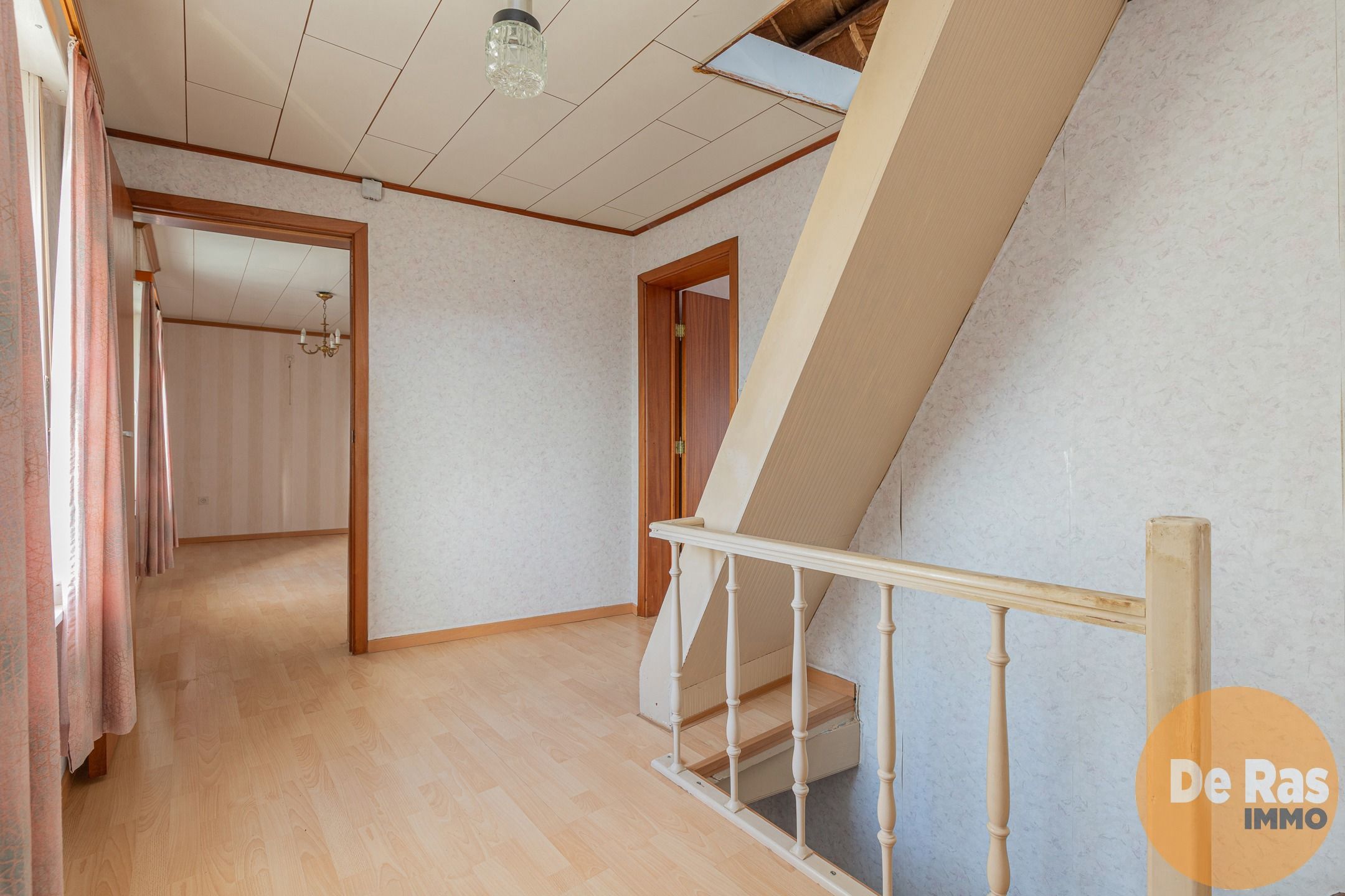 DENDERHOUTEM- Ruime 3-gevelwoning met 4 slpk, tuin en garage foto 22