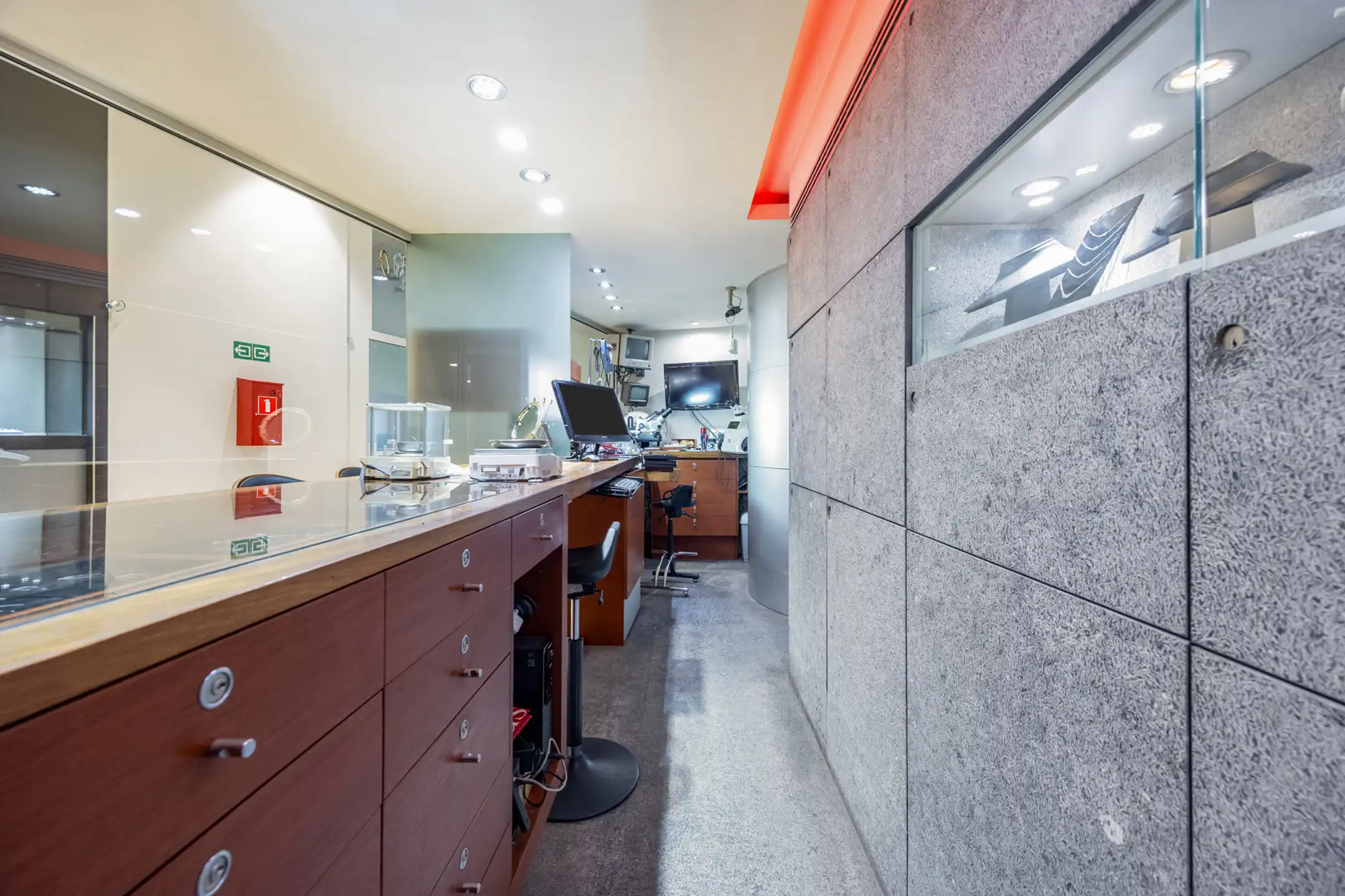 Top gelegen hoekpand in de Empire Center Diamantwijk foto 6