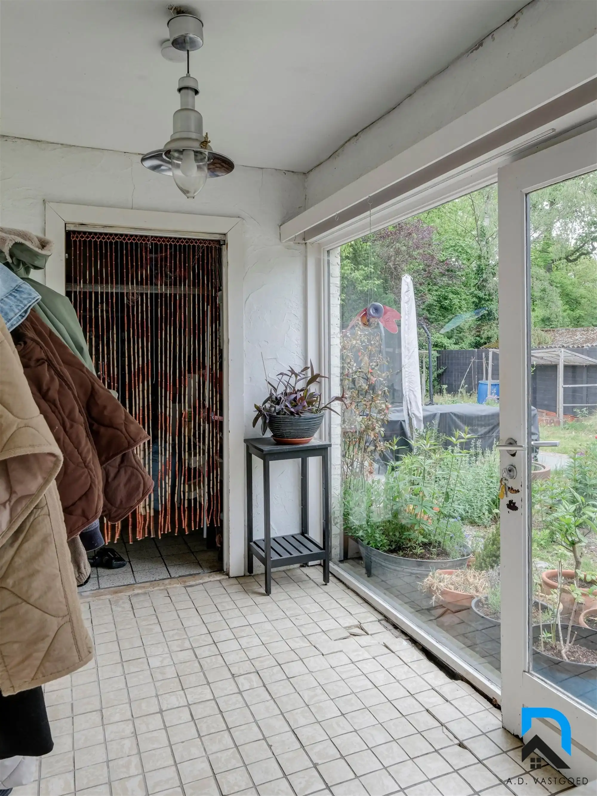 Mooie woning met tuin op toplocatie foto 11