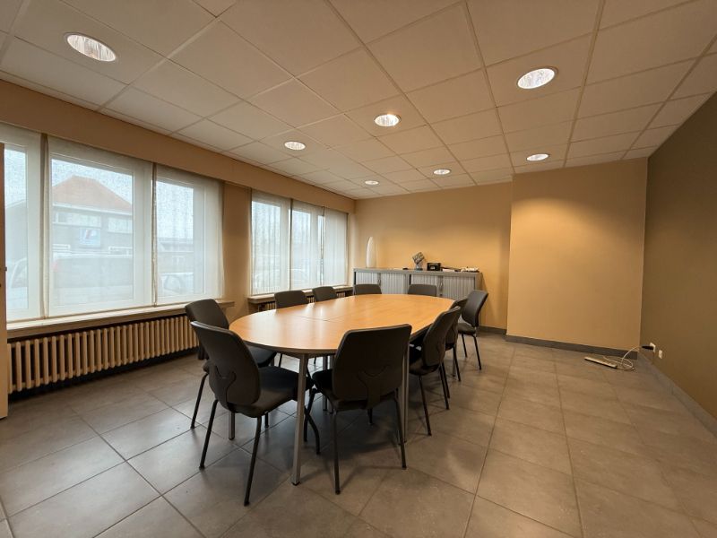 Opbrengsteigendom met 4 appartementen en kantoorruimte in de Haven van Gent foto 5