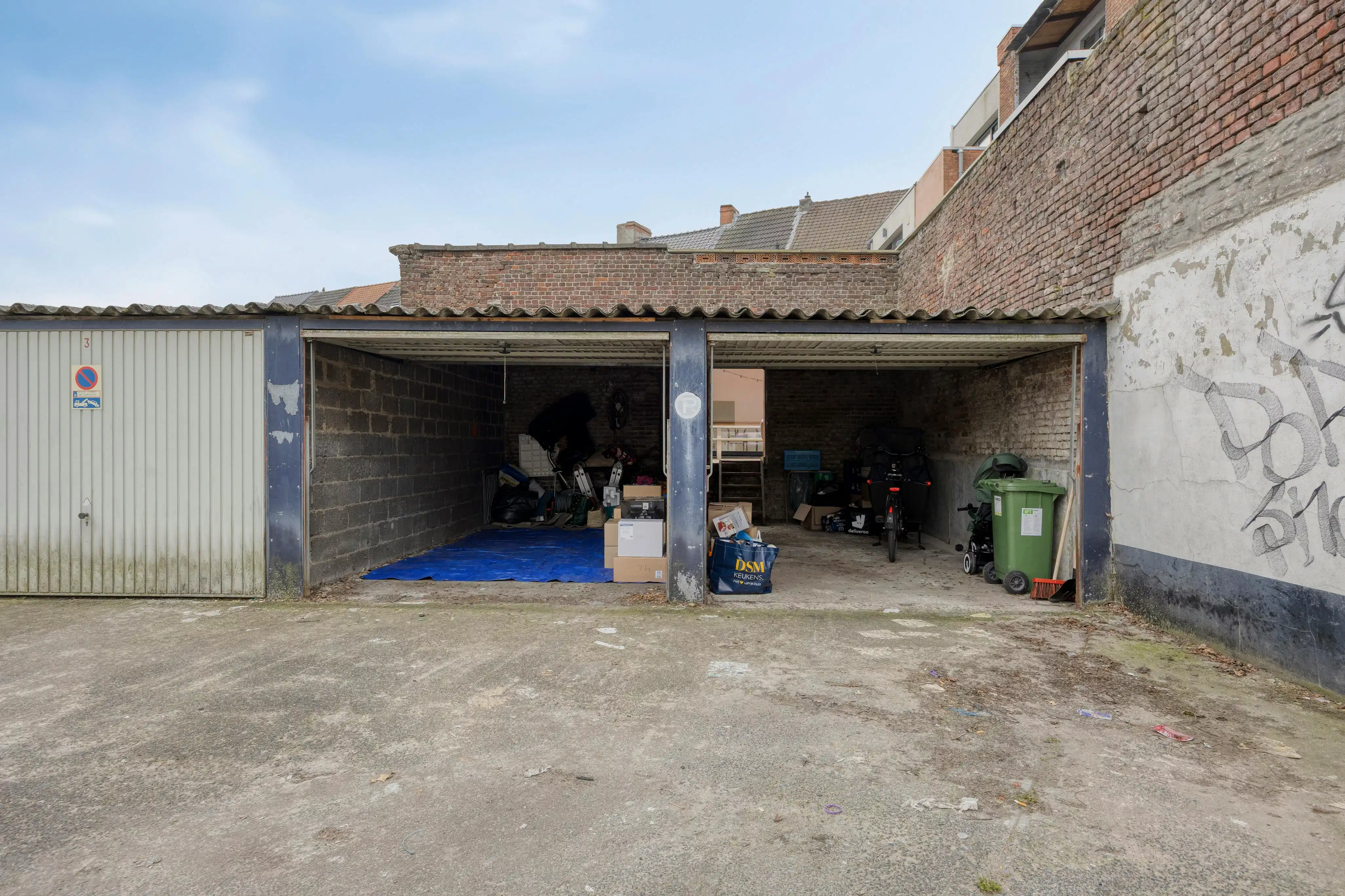 Stijlvol en praktisch gerenoveerd huis met garageopties  foto 25