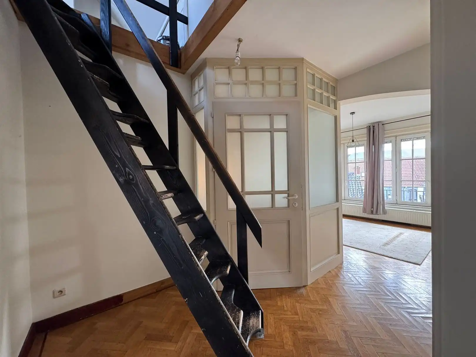 Instapklaar duplex appartement nabij stadscentrum foto 2