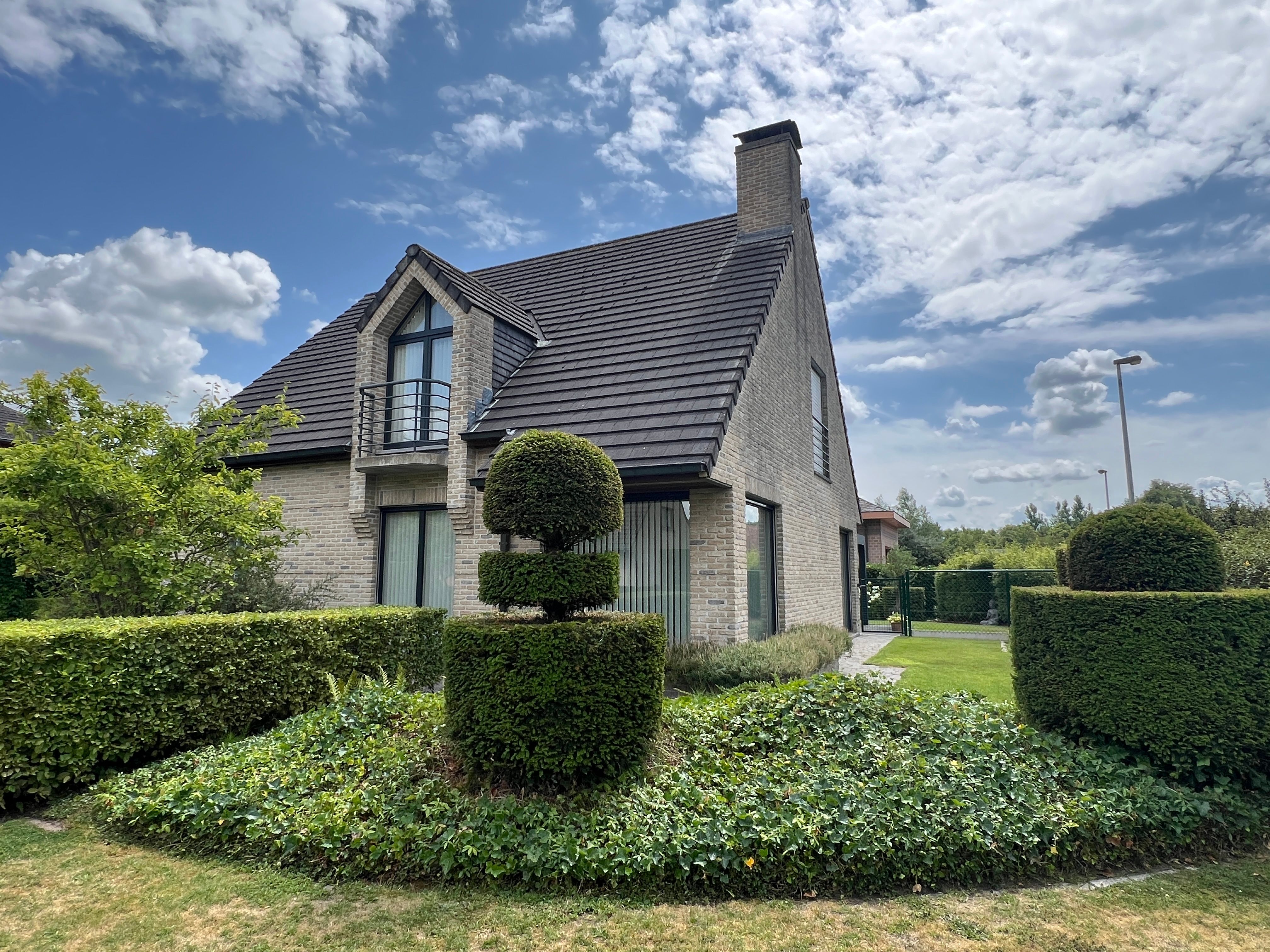 Prachtige villa in Sint-Denijs-Westrem in een residentiële en rustige buurt foto 15