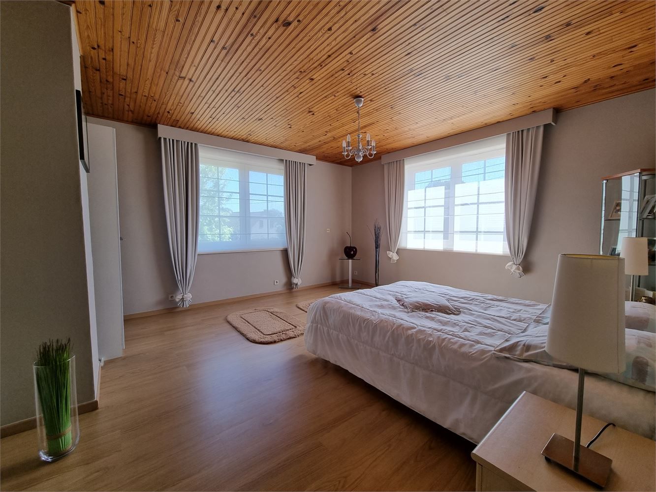Ruime, residentieel gelegen woning met werkplaats foto 25