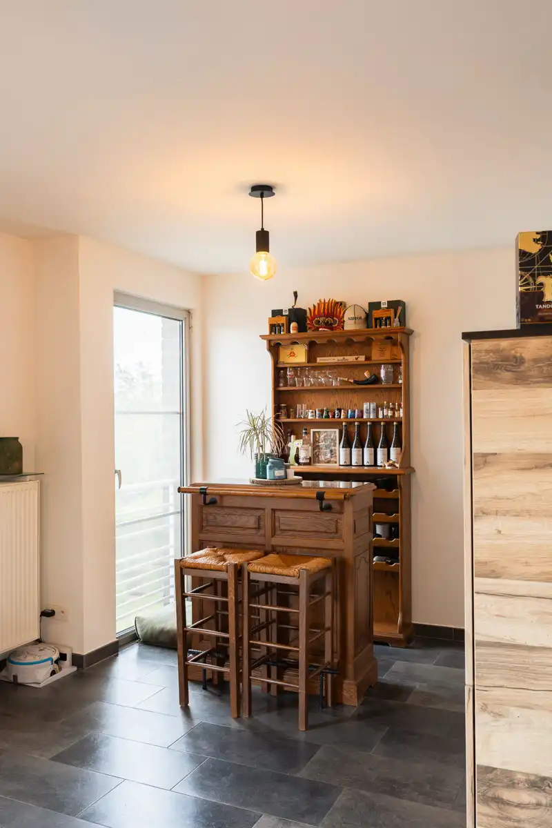 Prachtig dakappartement met ruime zolder en carport! foto 8