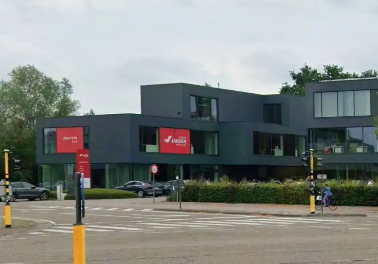 1067m² hoogwaardig kantoorgebouw foto 12