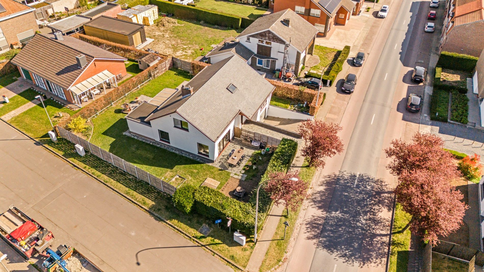ALLEENSTAANDE WONING MET 5 SLPKS, 2 BADKAMERS, TUIN EN GARAGE foto 28