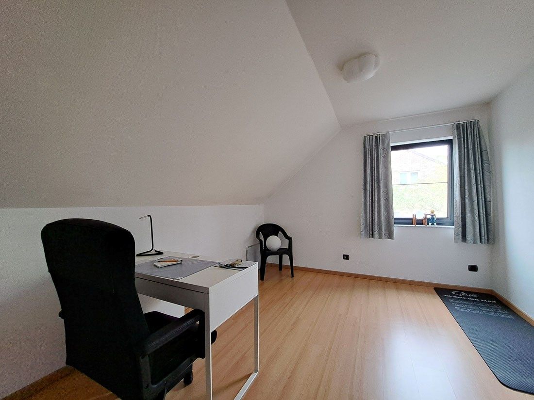 Eigentijdse driegevelwoning te Oudsbergen foto 11