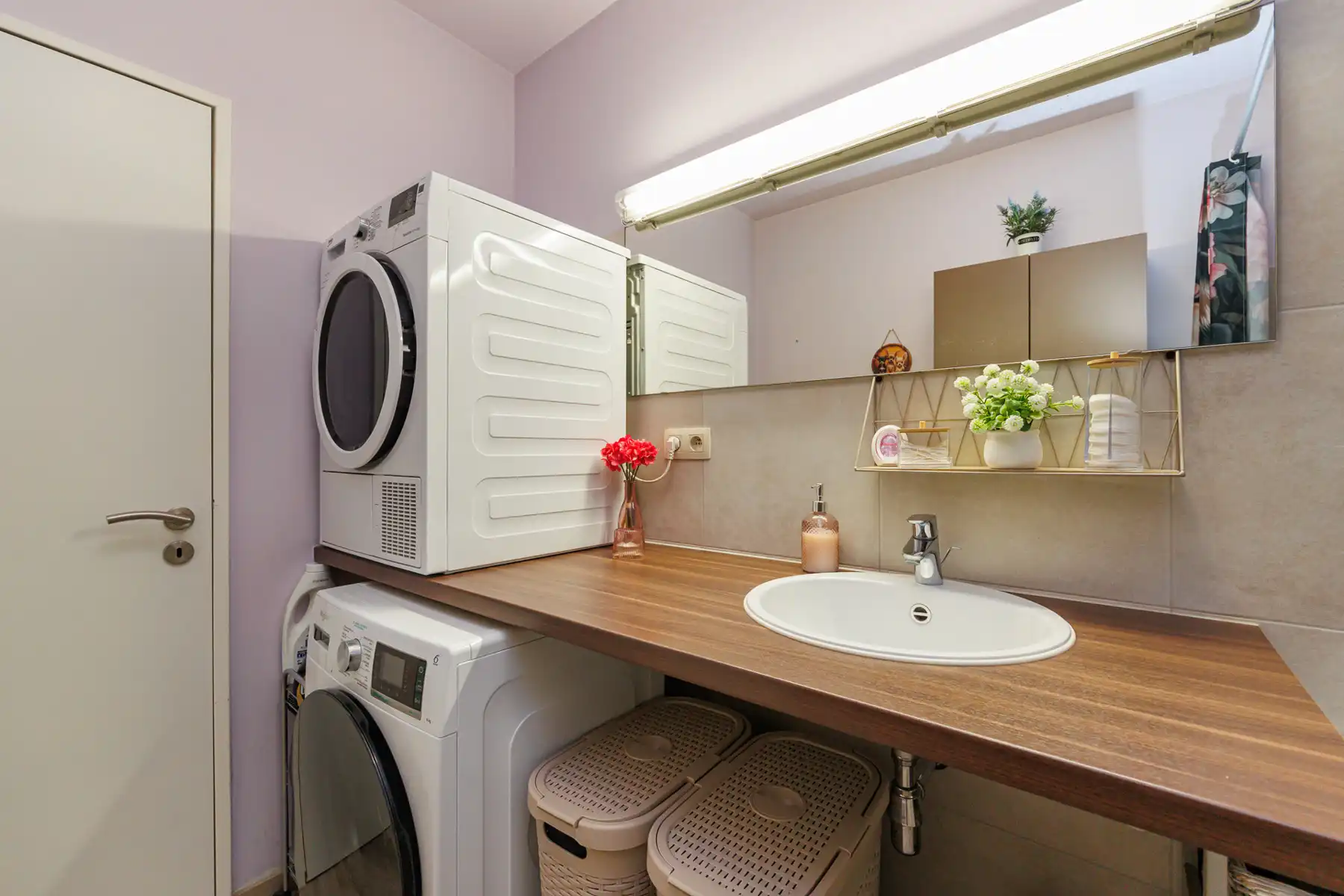 Gelijkvloers appartement met twee onderhoudsvriendelijke tuinen! foto 11