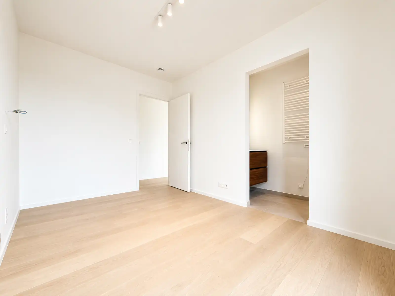 Nieuwbouwappartement met zicht op het Maurice Lippensplein foto 7