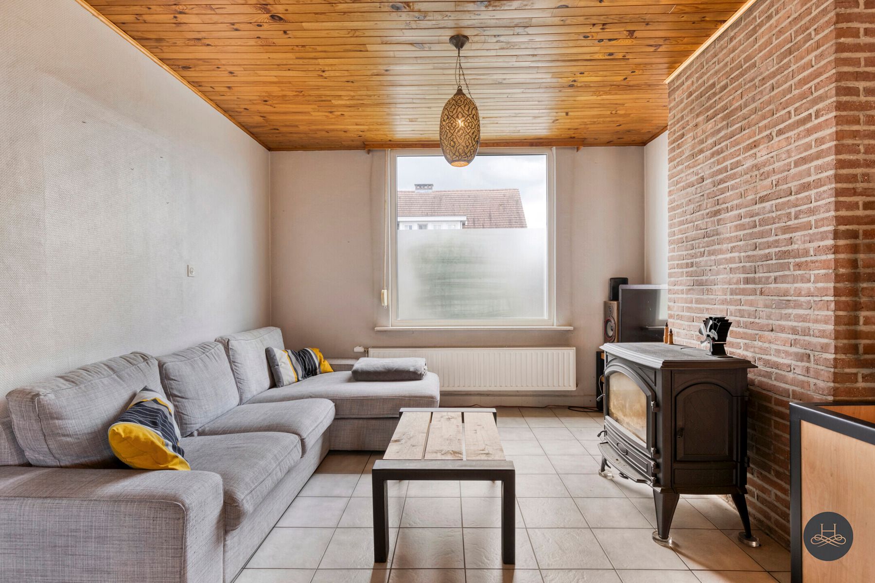 Vrijstaande woning met enorm potentieel foto 4