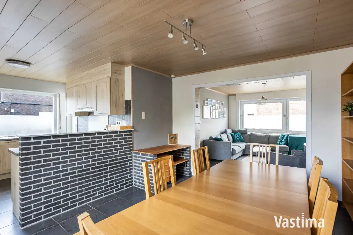 Halfopen woning met prachtige tuin en ruimte om te groeien foto 6