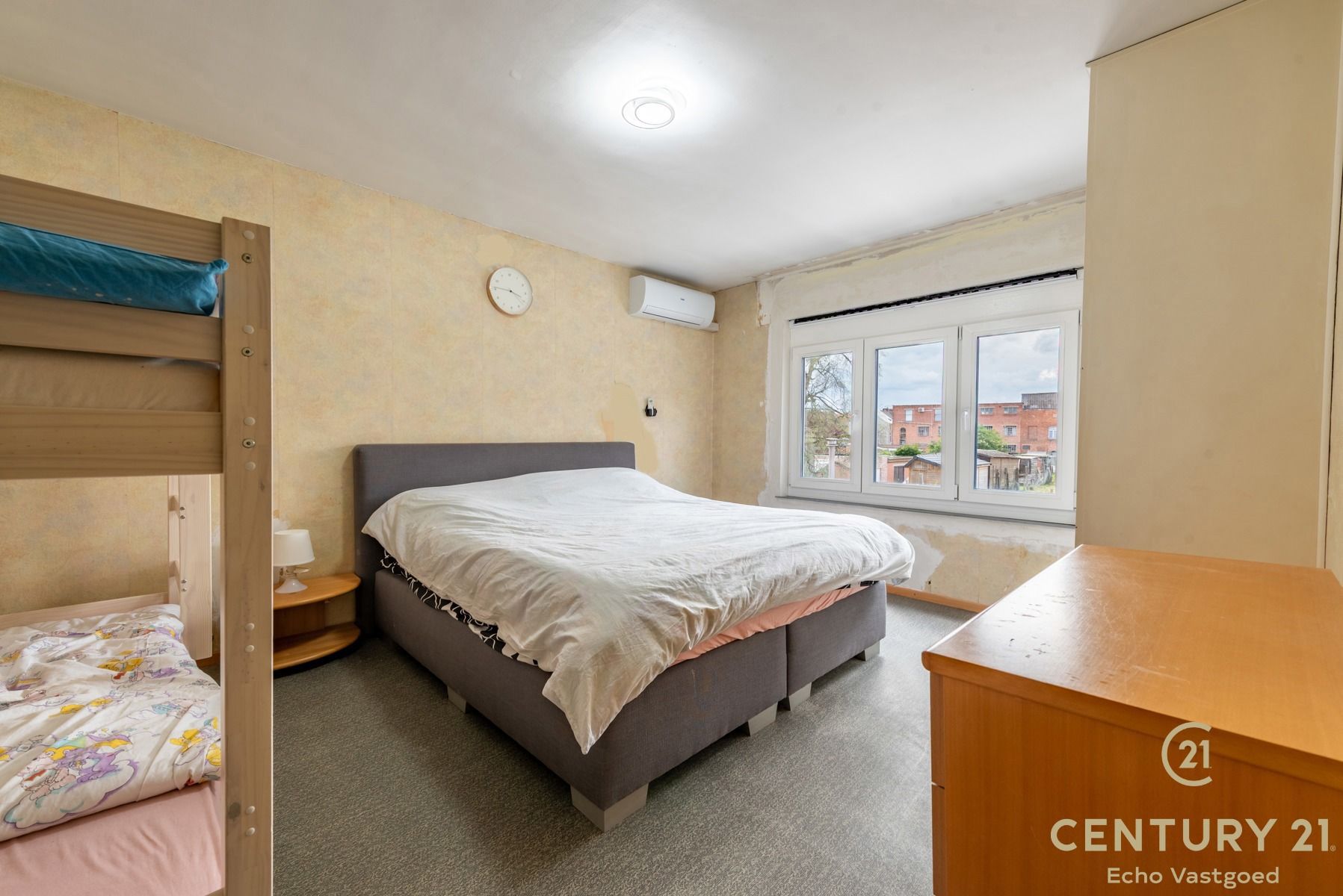 Gerenoveerde, energiezuinige woning met grote tuin én garage foto 15