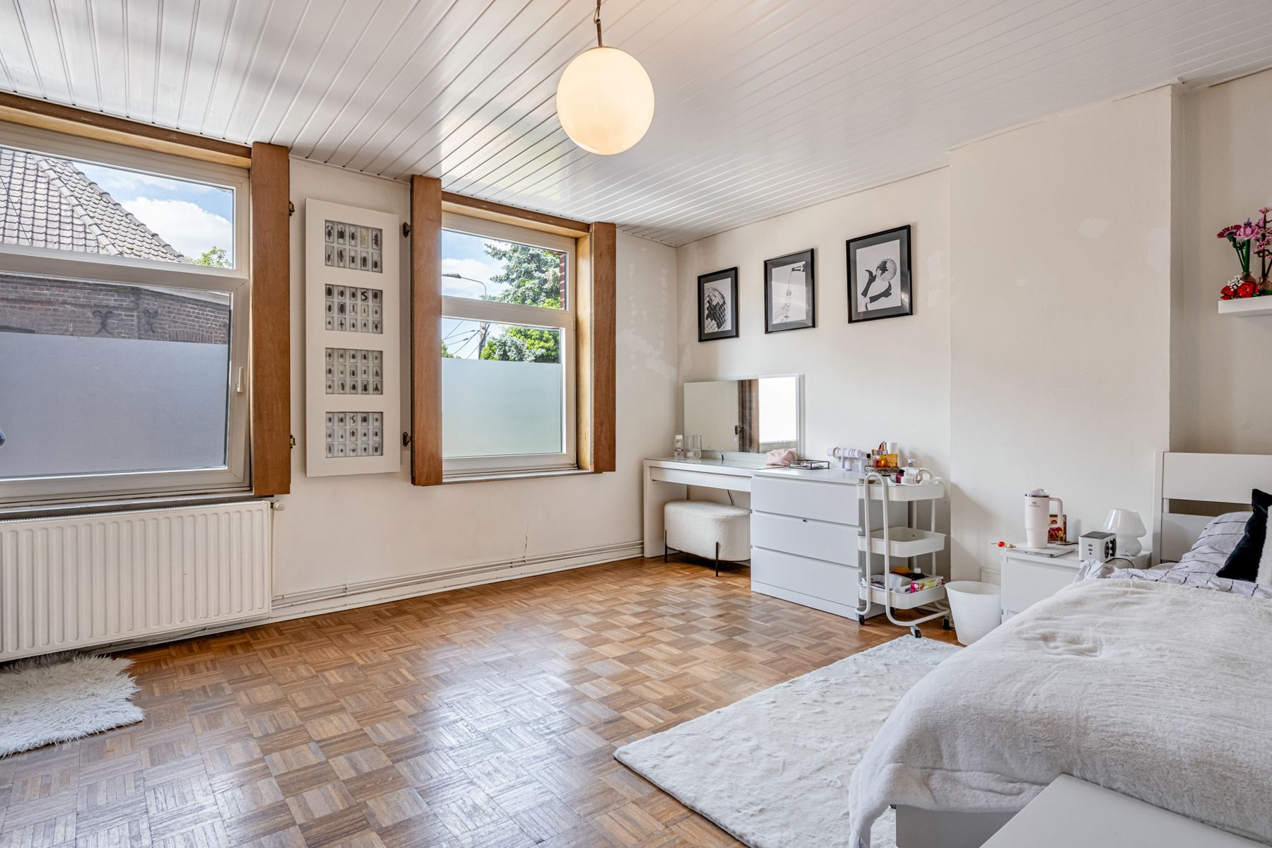 Karaktervolle woning te koop met 5 slaapkamers foto 16