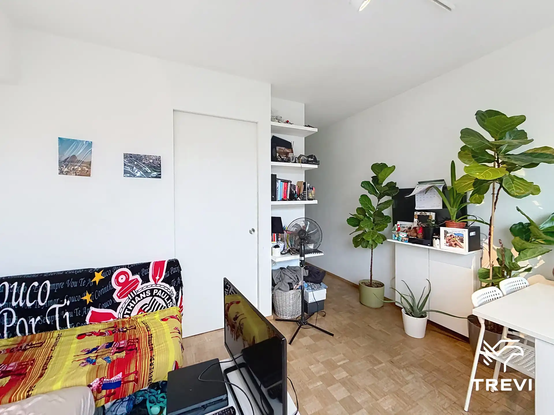 VIJVERS VAN ELSENE – Schitterende studio met slaaphoek! foto 3