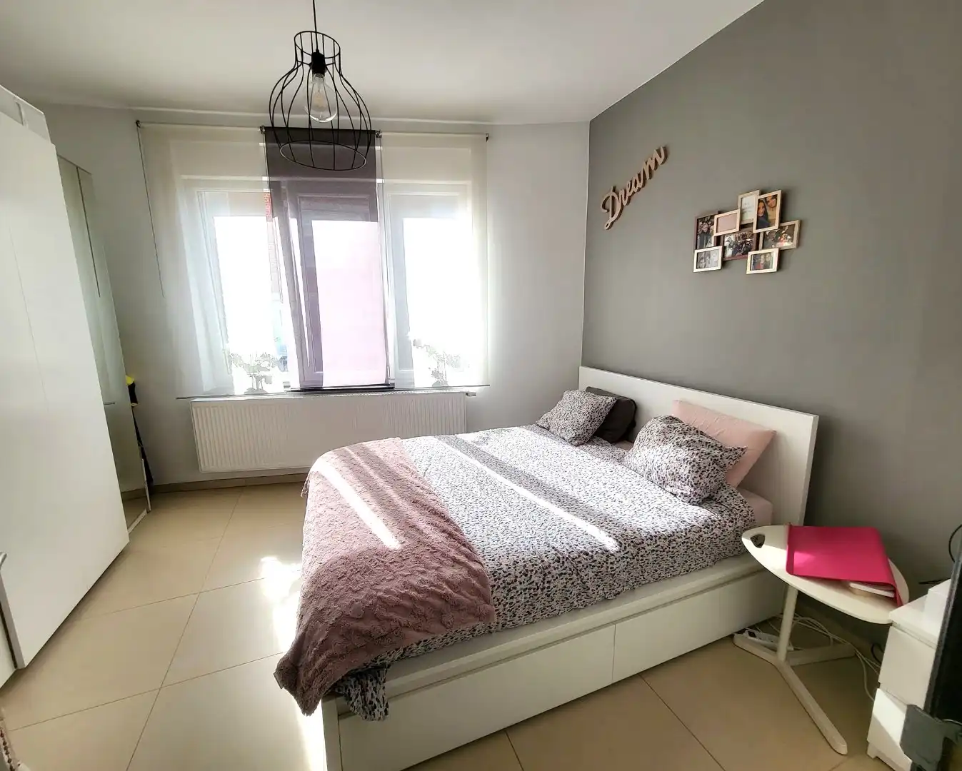 De huidige eigenaar is verliefd...dus is ze ribbedebie... :-) foto 13