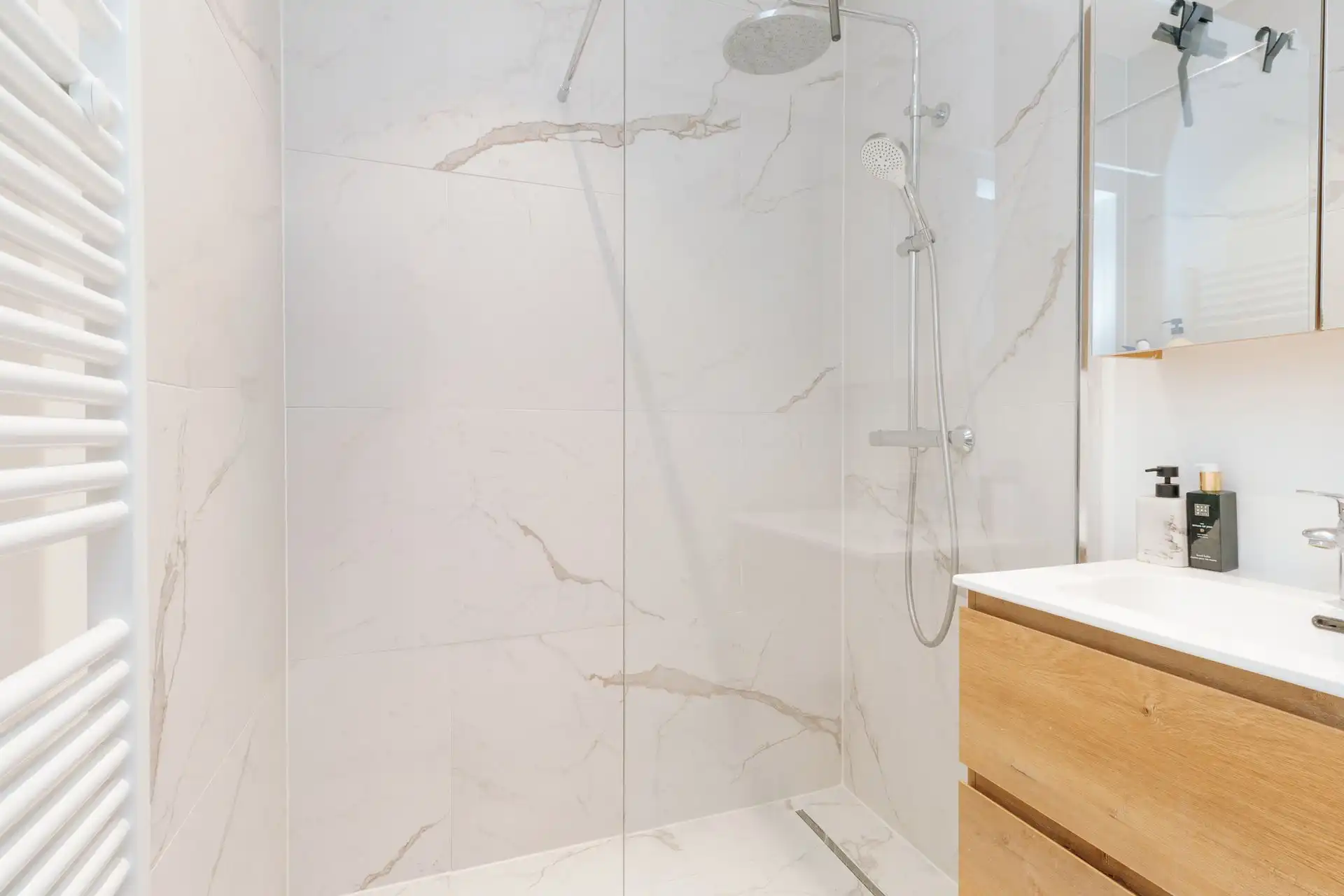 Instapklaar appartement met groen uitzicht in Edegem foto 14