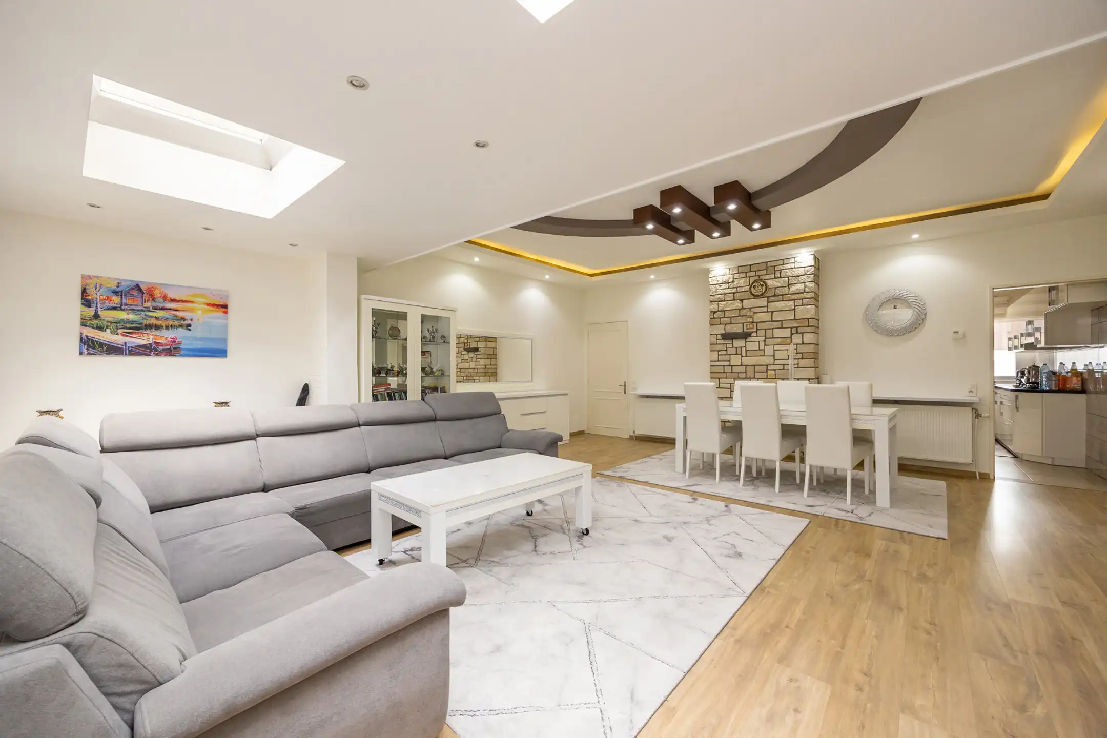 Instapklare gezinswoning met 3 slaapkamers foto 9