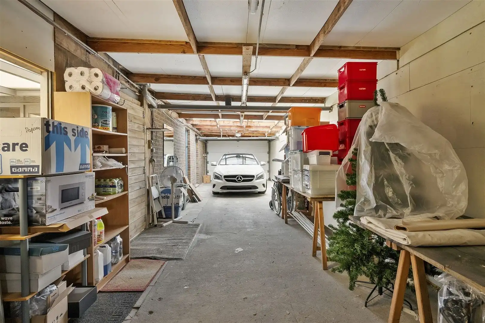 Halfopen bebouwing met 3 slpk's foto 21