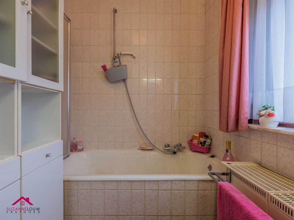 Vrijstaande gezinswoning foto 17