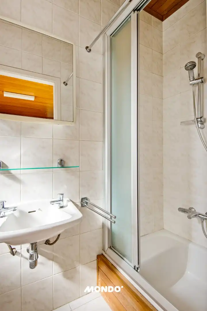 Niel: Karaktervolle woning met 3 slpk, groot atelier en riante tuin op 550m² foto 11