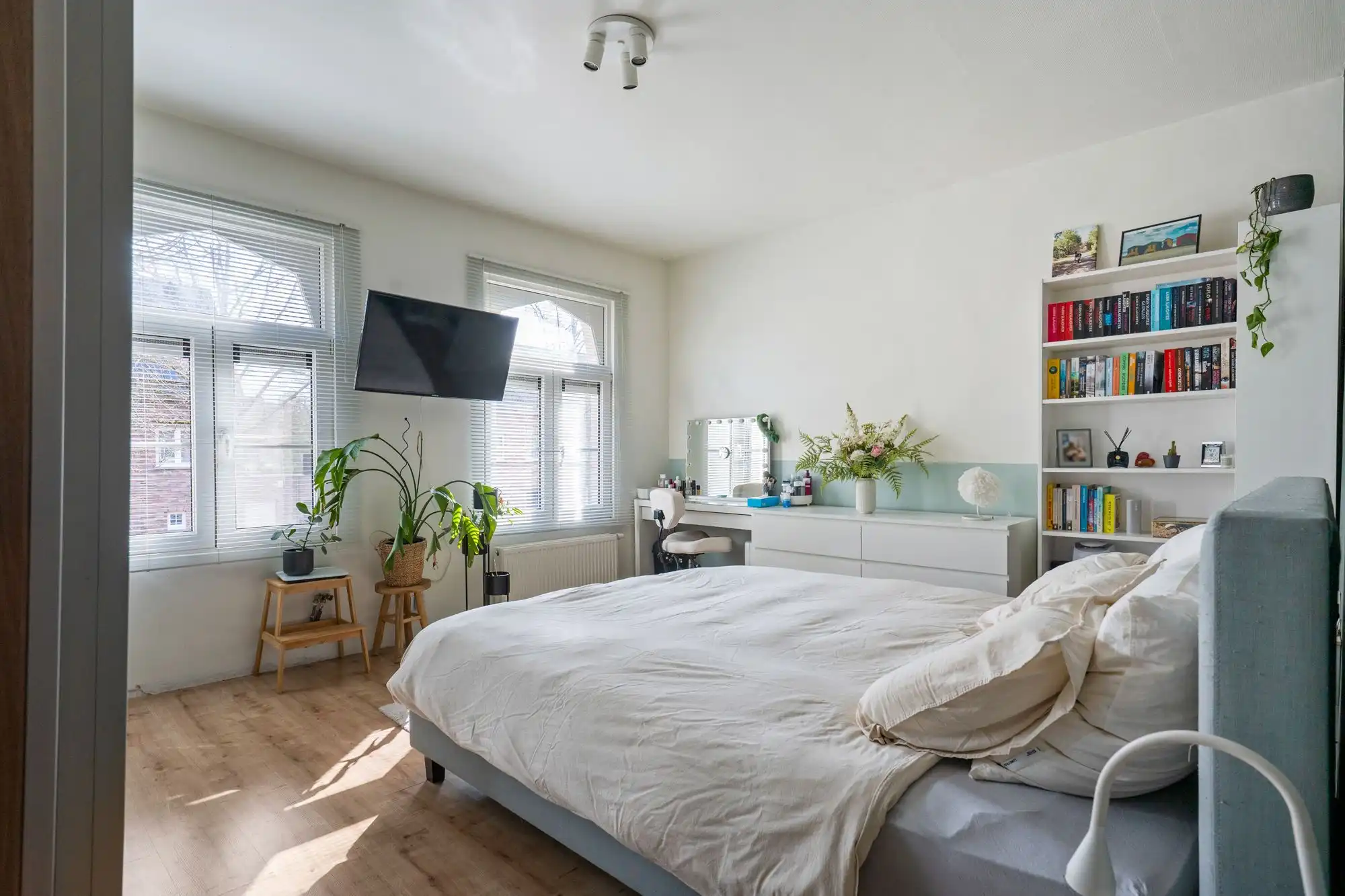 *IN OPTIE* Ruimte, licht en comfort - De ideale gezinswoning met 4 slaapkamers en tuin in Brasschaat! foto 11