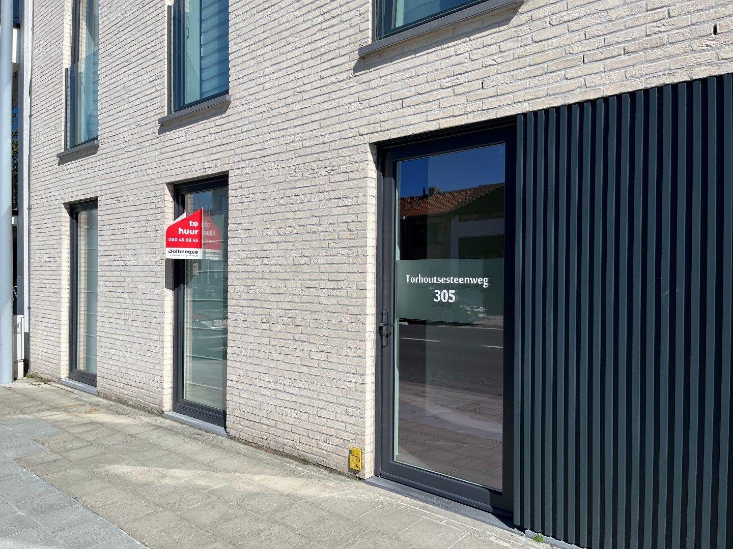 Gelijkvloers appartement met 3 slaapkamer, tuin, terras en garagebox foto 2