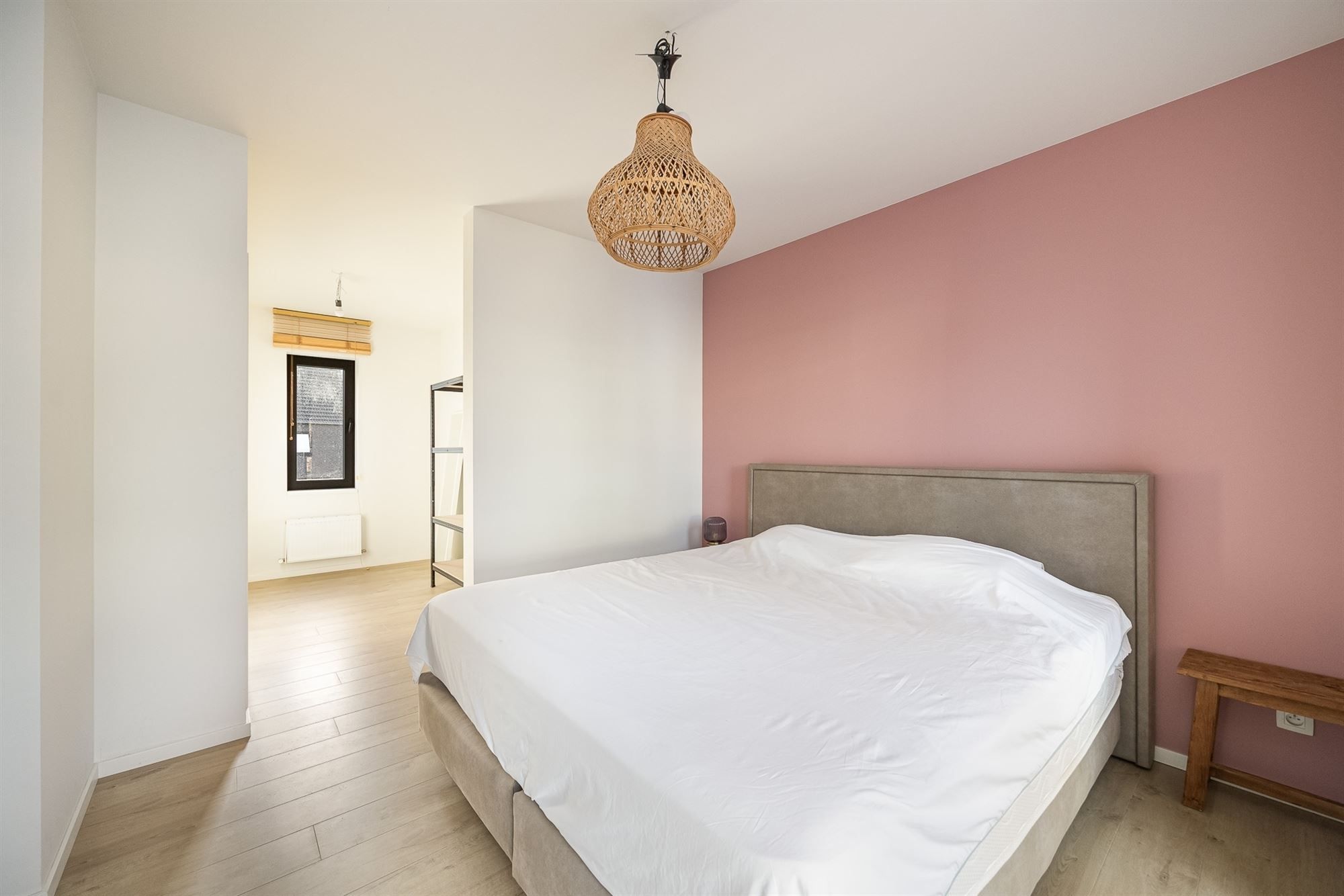 Instapklare woning met 3 slaapkamers en ruime tuin foto 18