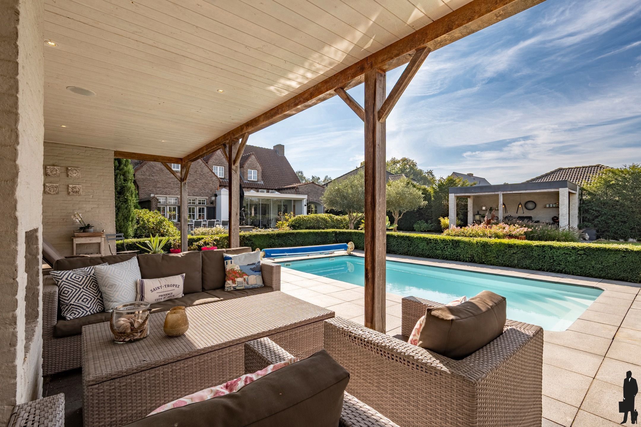 Luxe villa met zwembad op een perceel van c. 1.550m² te Poppel foto 21