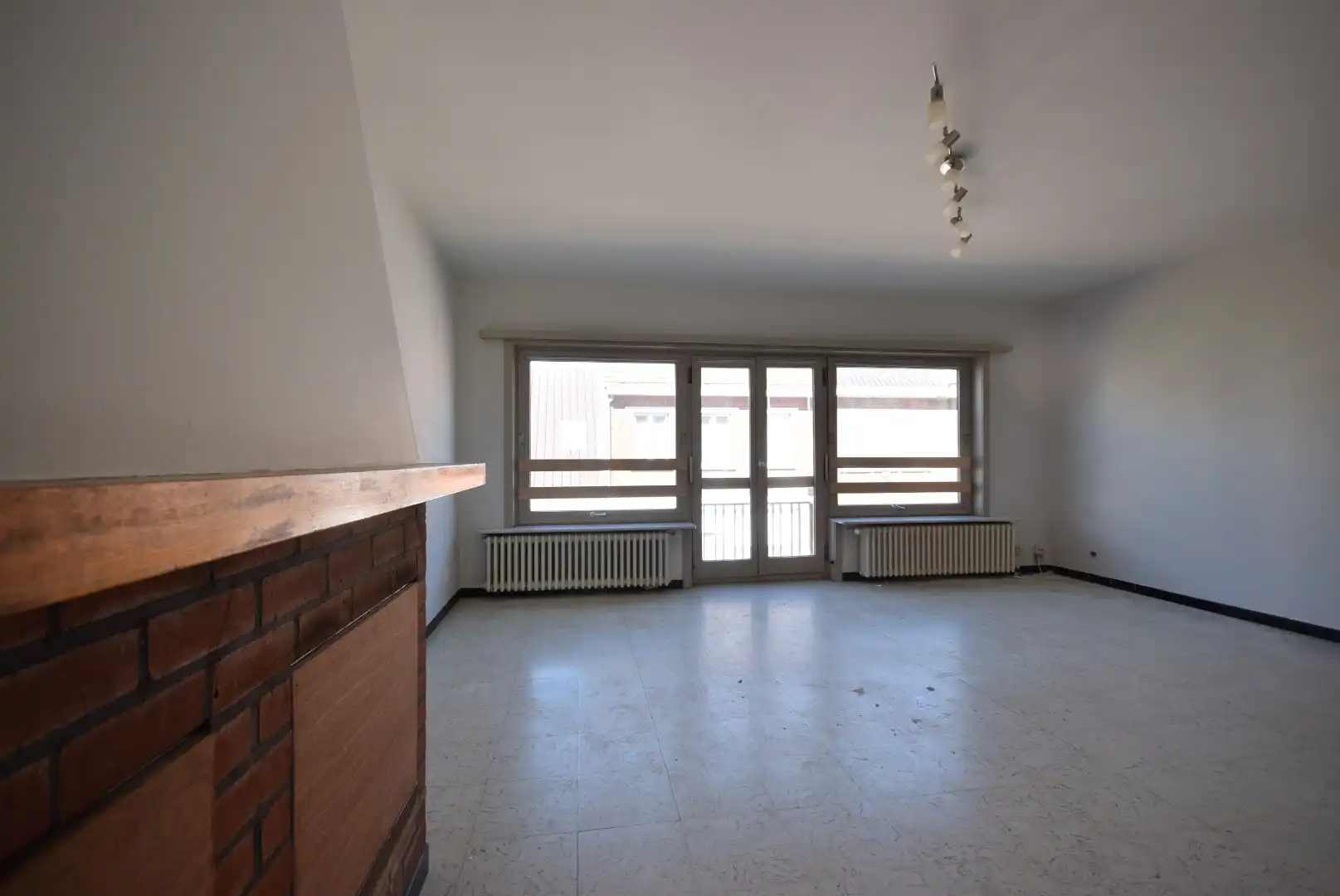 Gezellig duplexappartement te huur in het centrum van Lichtervelde, vlakbij het station foto 3