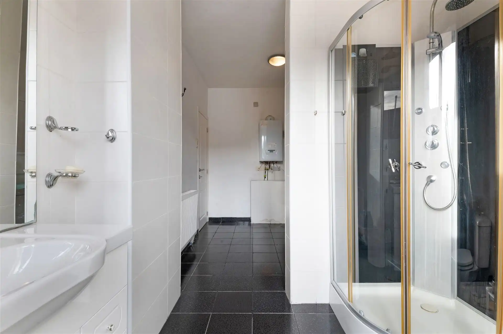 Instapklare gezinswoning op toplocatie nabij Gent! foto 14