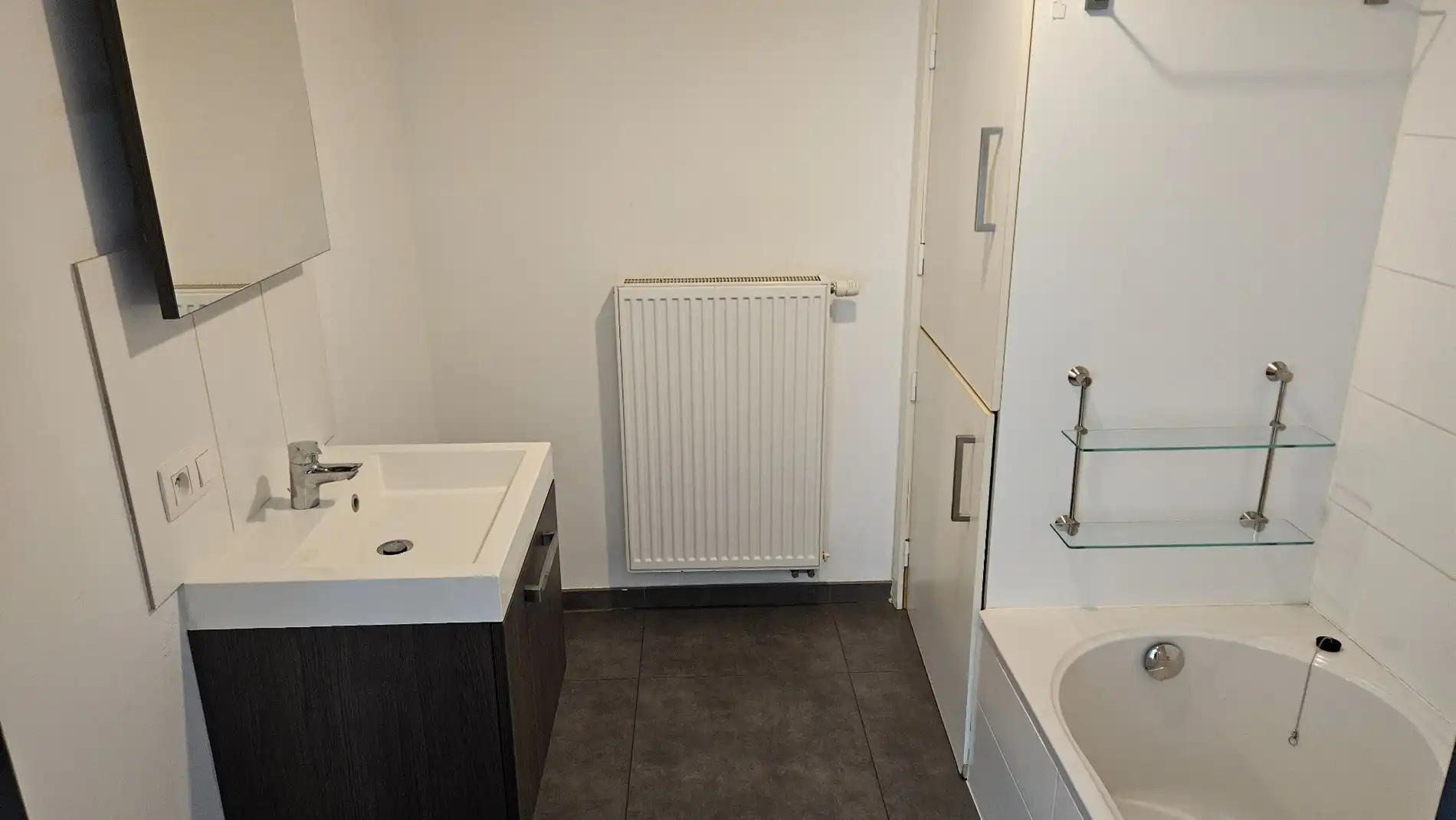 Gezellig appartement met 2 slk en groot terras foto 14