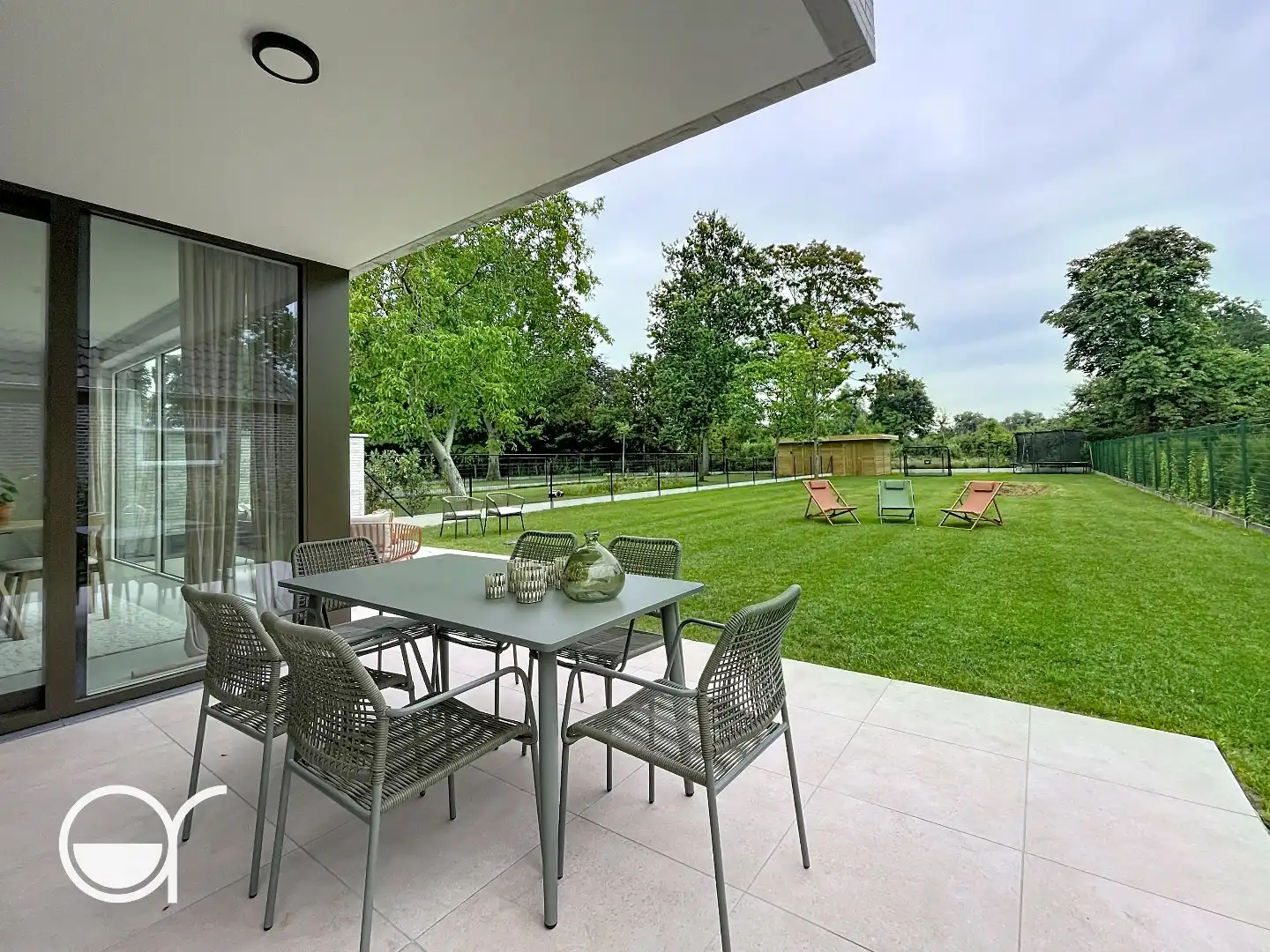 Nieuwbouwwoning met vier slaapkamers en ruime tuin in Deurle foto 22