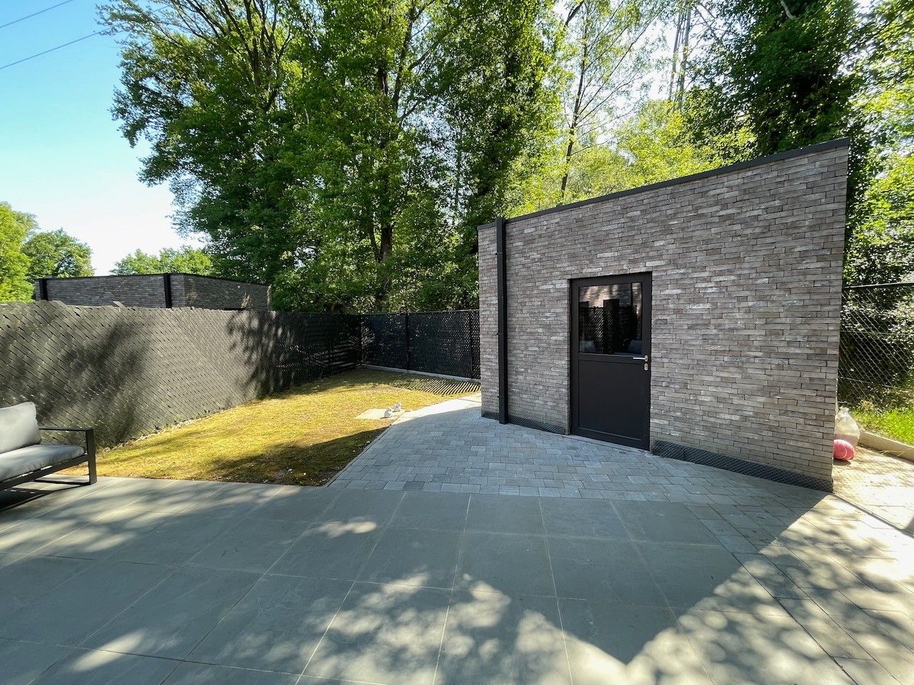 Genk - Bret, Atheneumstraat 40: Stijlvolle, energiezuinige woning met 3 slaapkamers, carport, tuin,... rustig gelegen in het groen op een top-locatie! foto 5