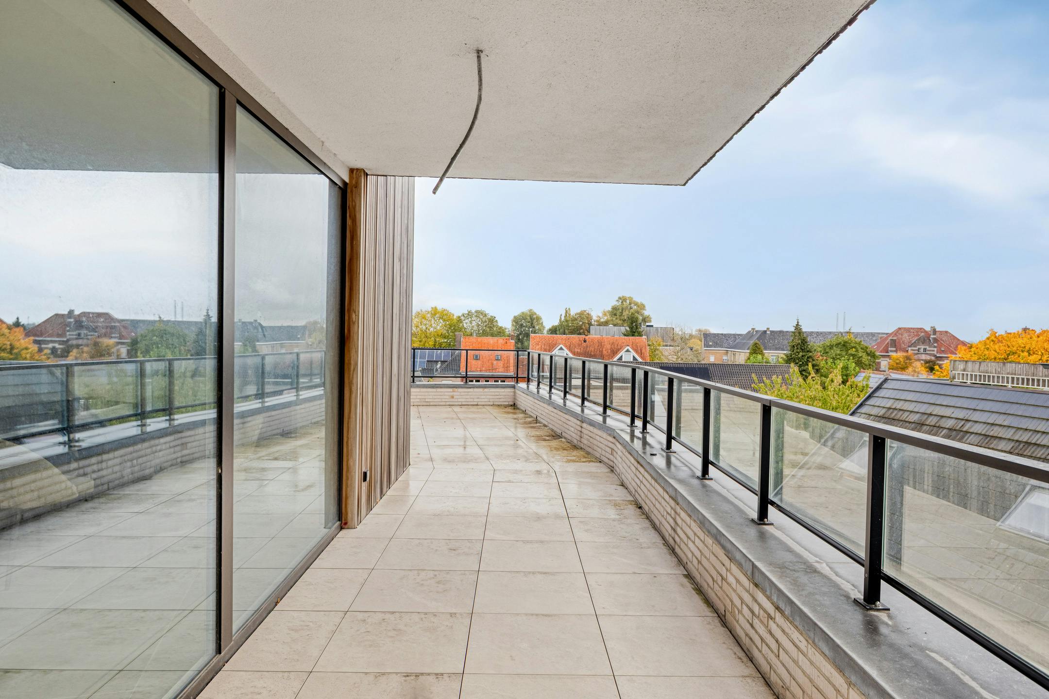 Ruim dakappartement met 3 slaapkamers in Staden! foto 7