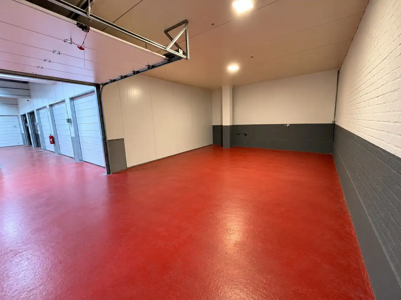 GARAGECOMPLEX LINDENLAAN foto 2
