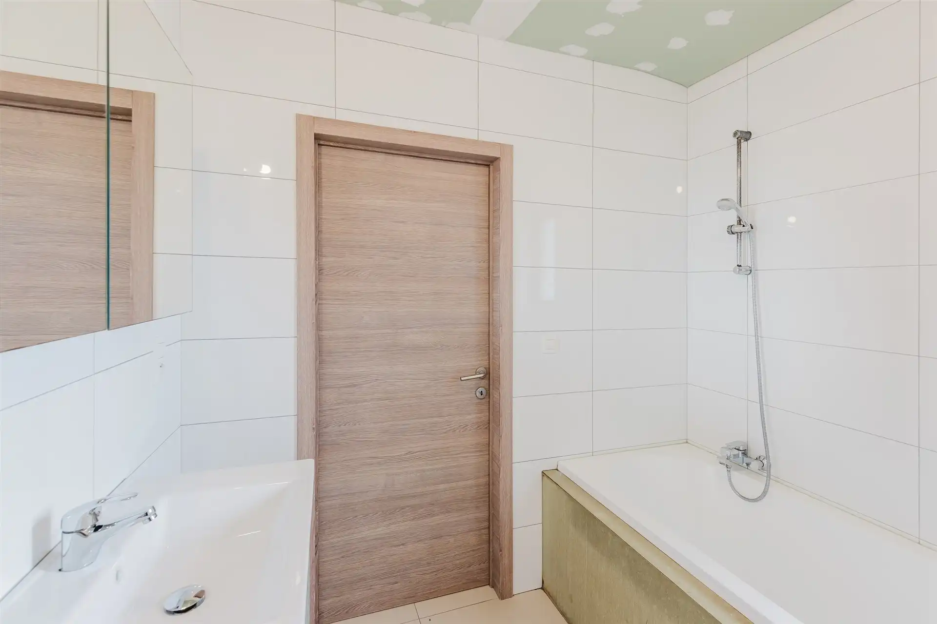 2 slaapkamer appartement op een gunstige ligging nabij "De Warande"  foto 11