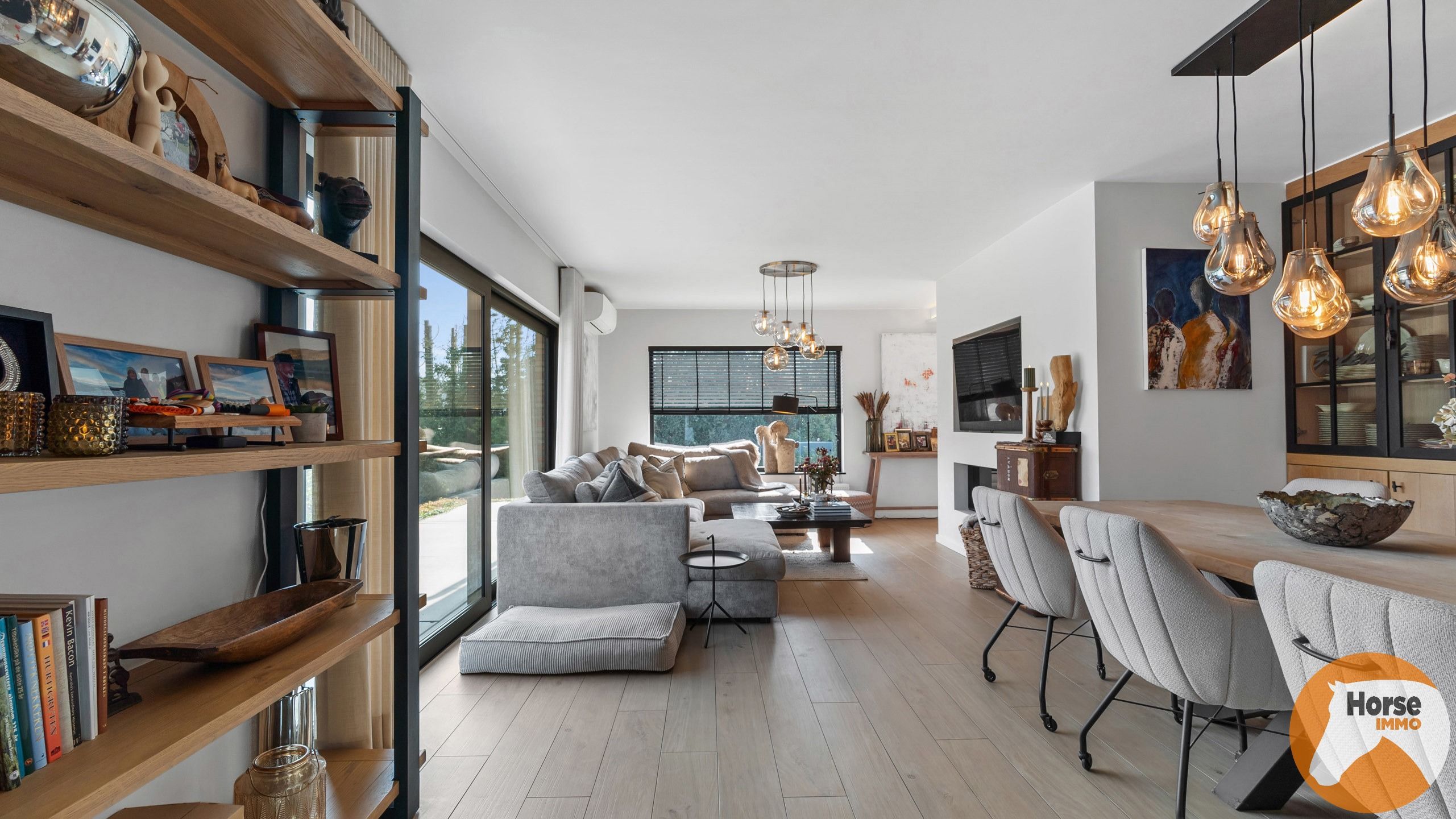 OUDSBERGEN - Prachtig gelegen woning met loodsen op 2ha5 foto 7