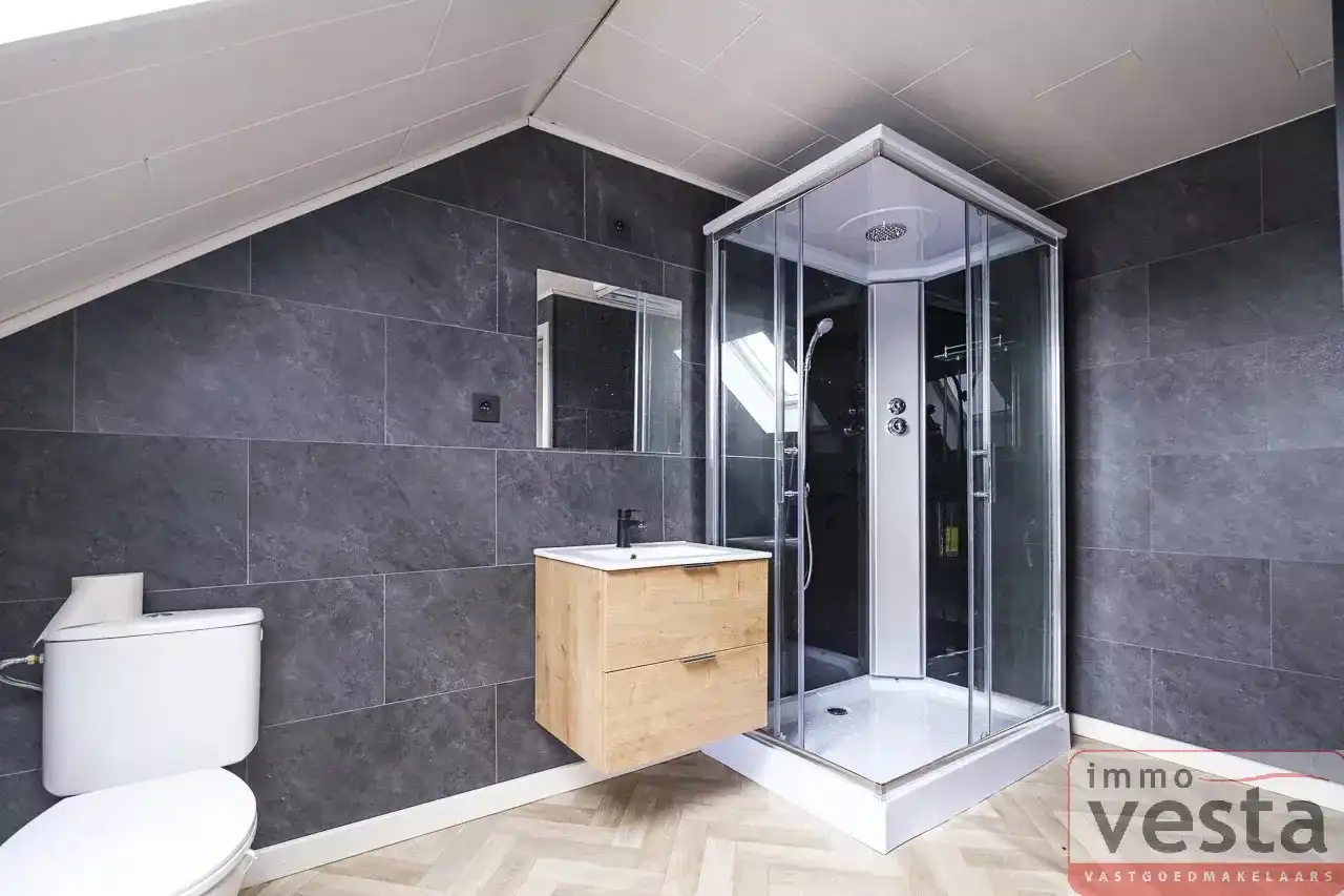 Ruime, rustig gelegen woning te huur in Gingelom foto 18