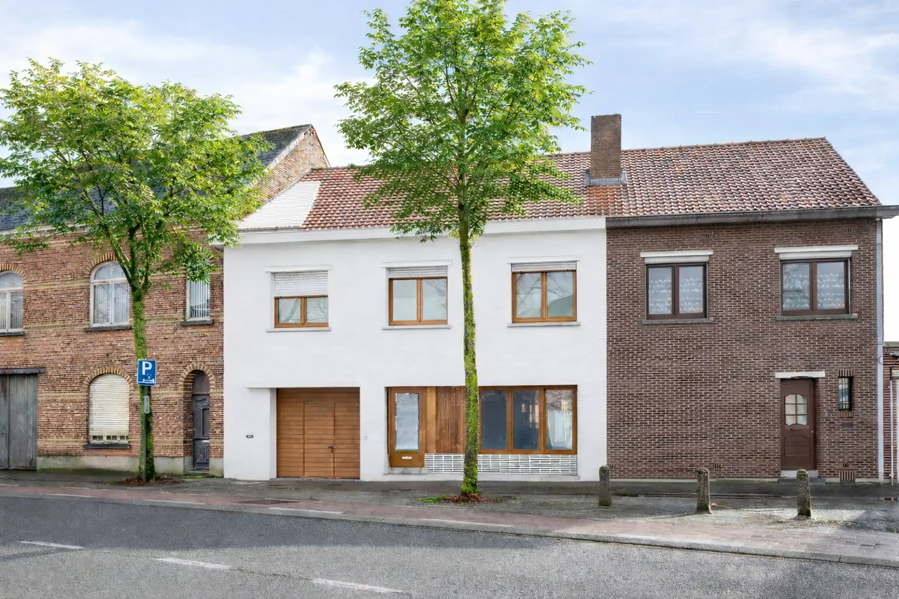 Hoofdfoto van de publicatie: Handelshuis met woonst en ruime tuin