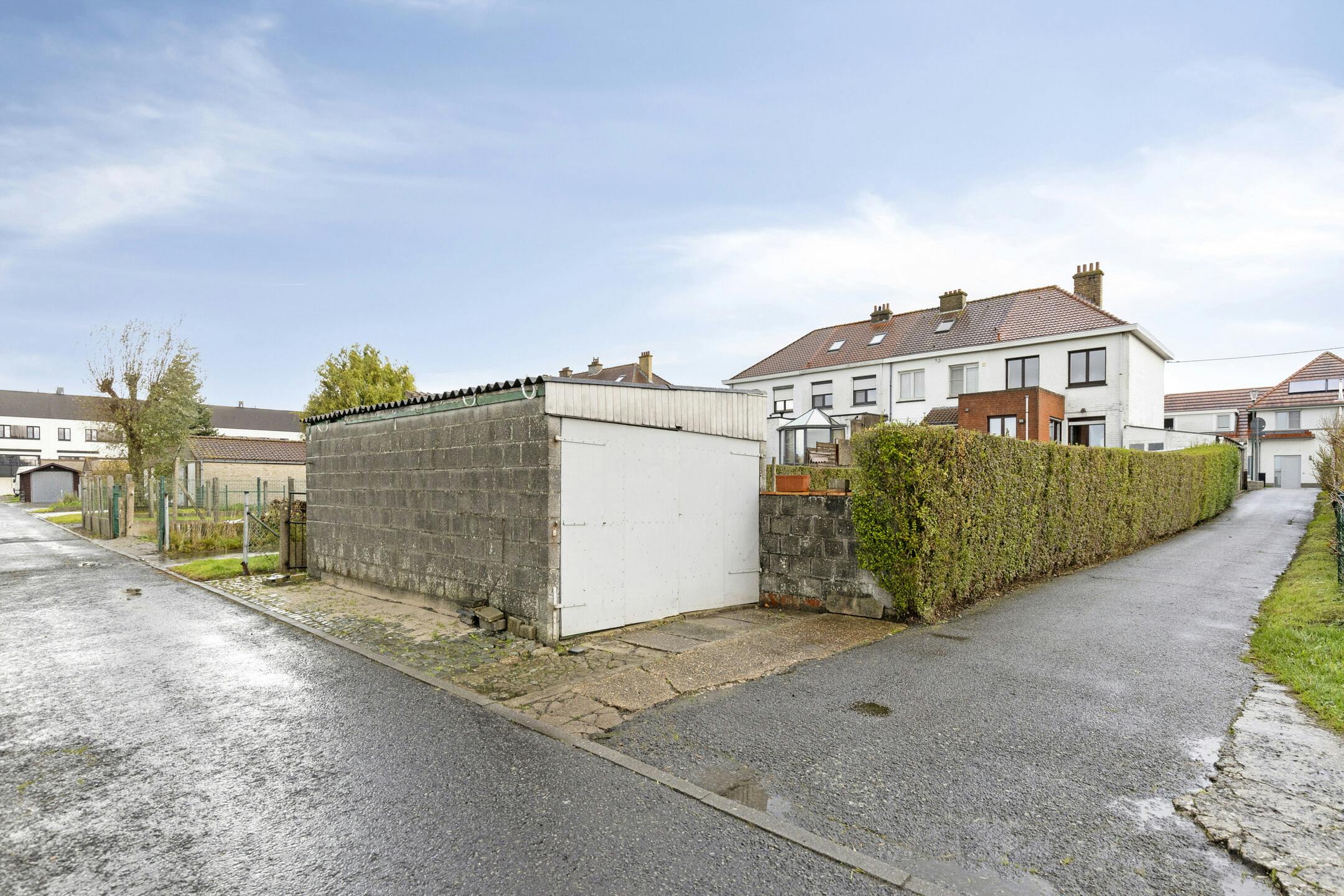 Woning met 3 slaapkamers, garage en tuin te koop. foto 26