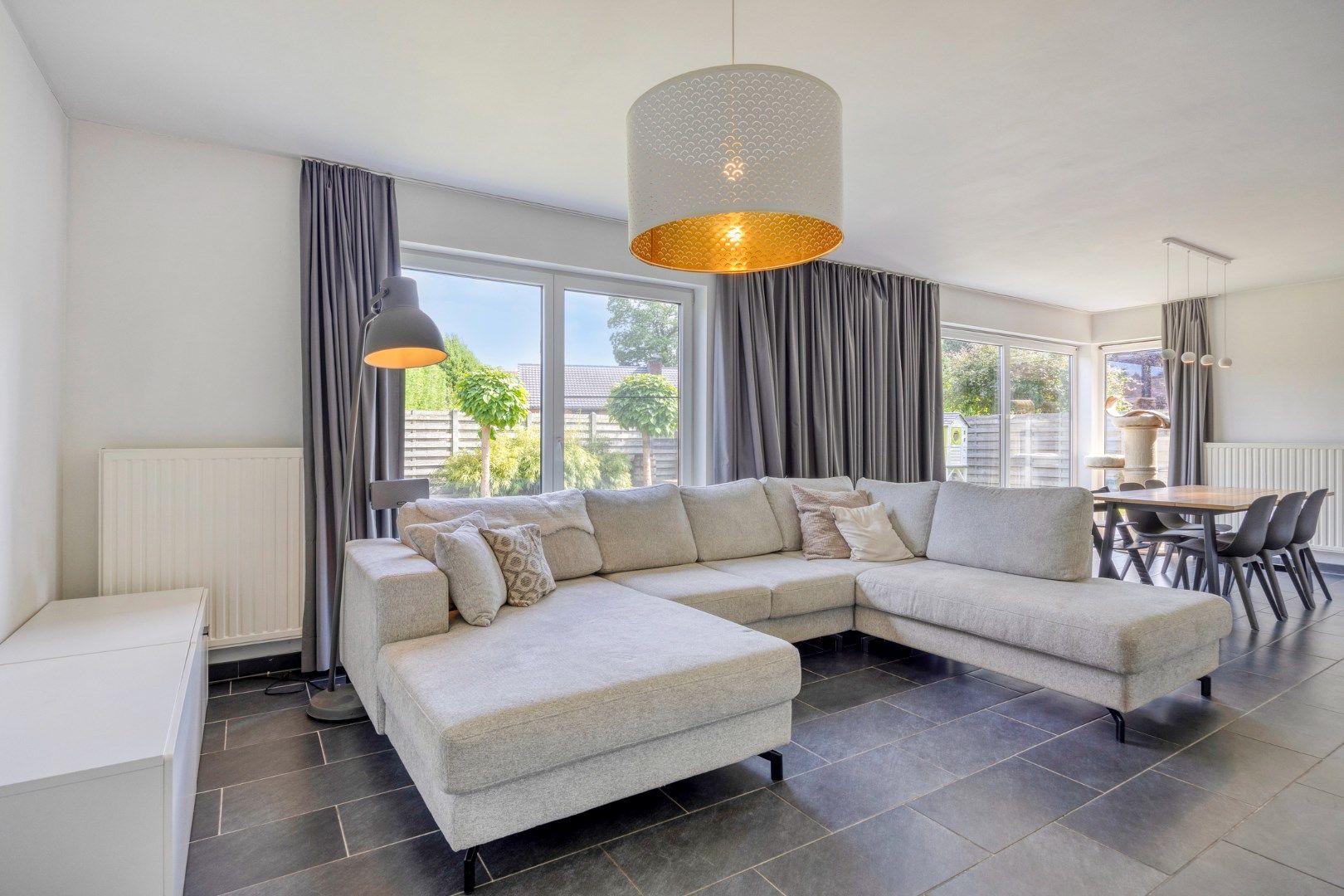 Instapklaar glvl appartement met 3 slpks en ruime tuin, centraal gelegen in Leopoldsburg !  foto 4