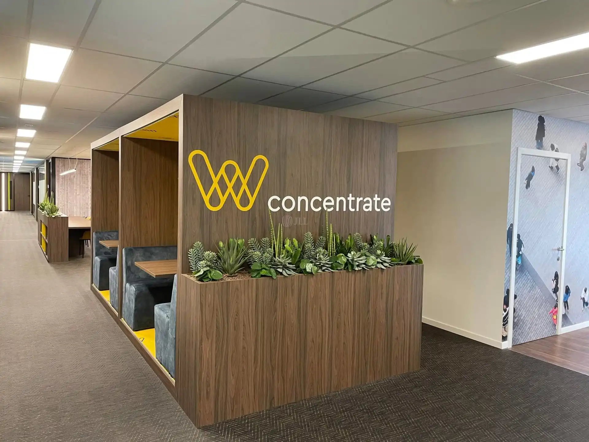 Moderne Opsplitsbare Kantoorruimte langs de E313  foto 4