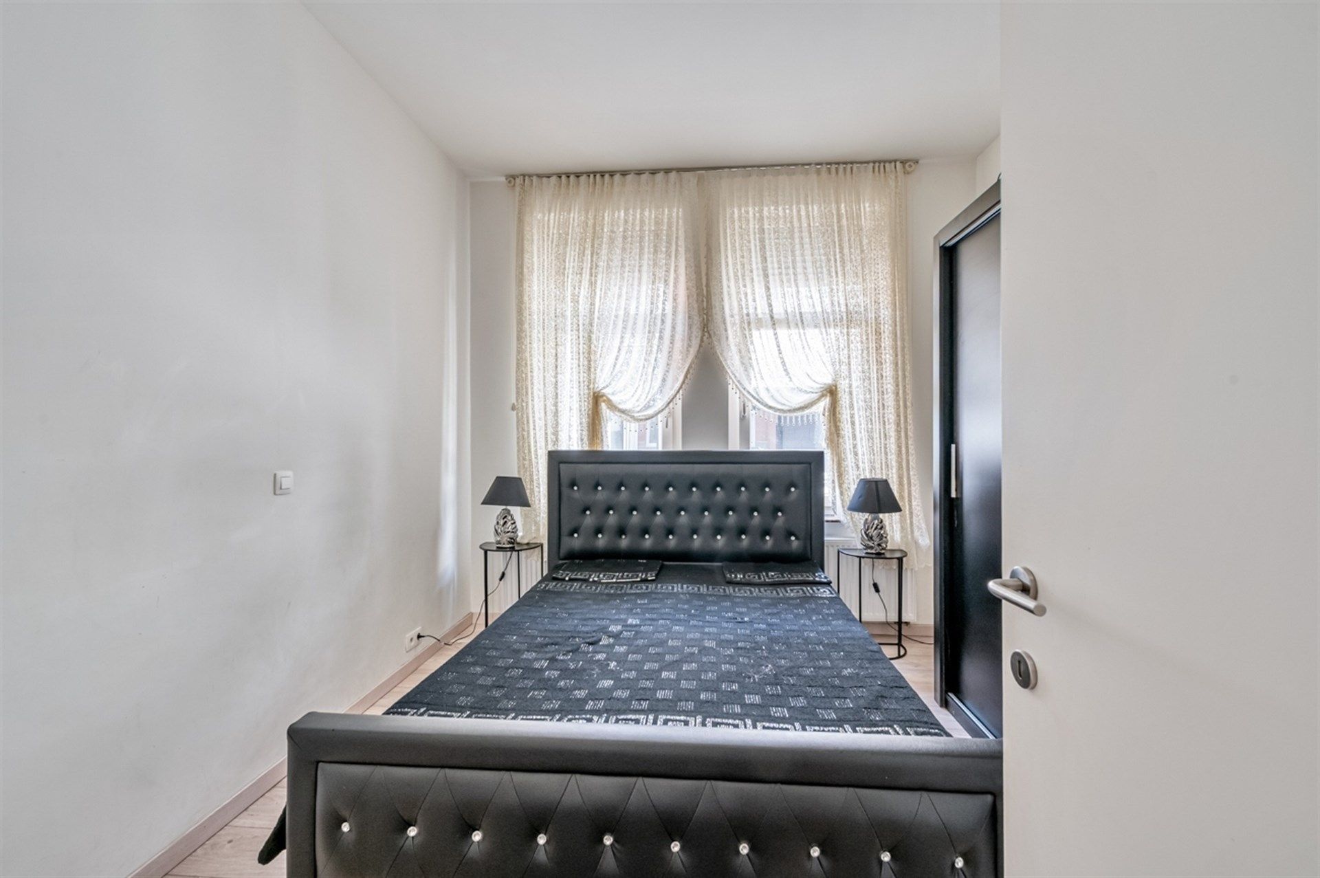 Gerenoveerde opbrengsteigendom bestaande uit handelspand en 3 appartementen foto 10